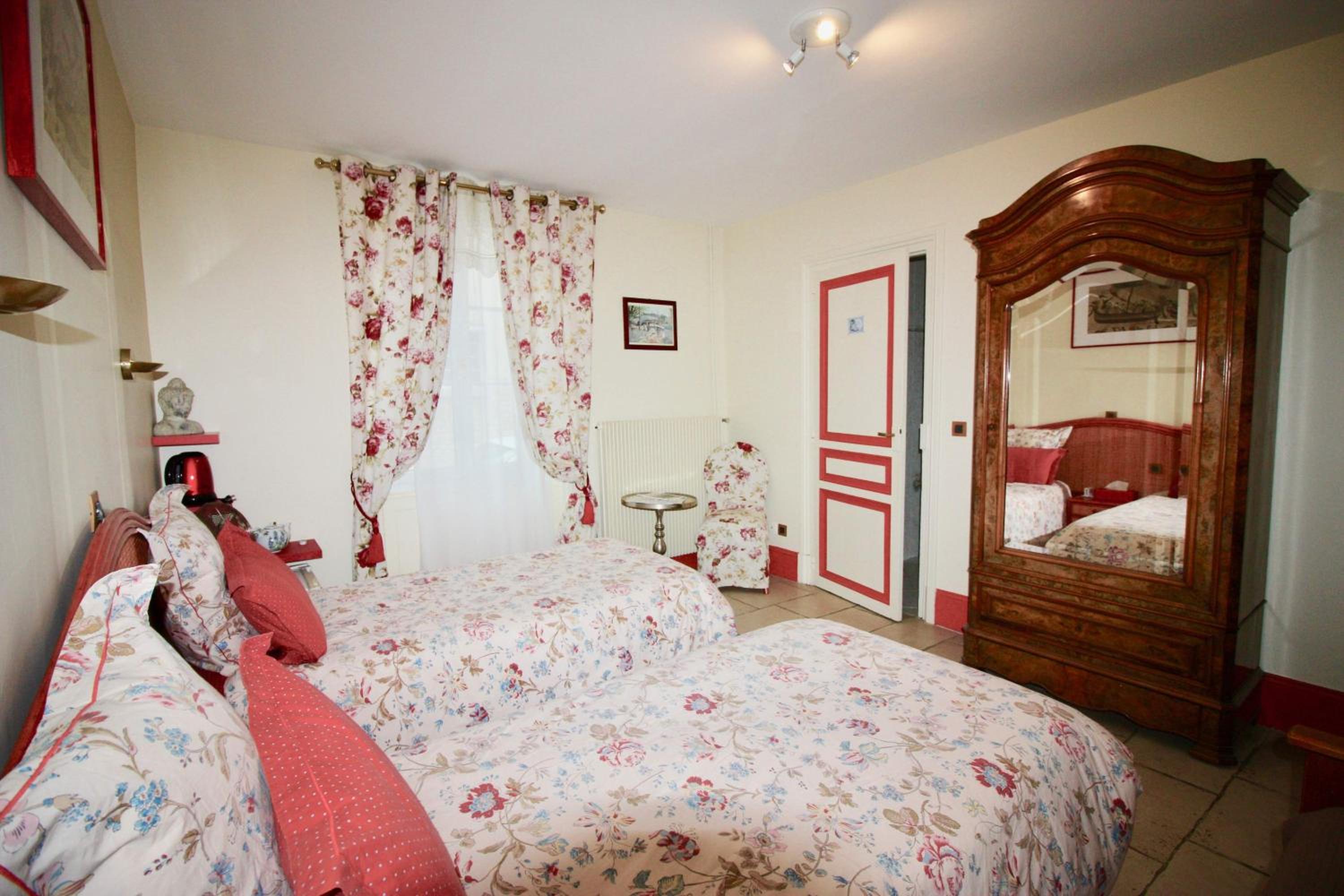 Comfort Triple Room