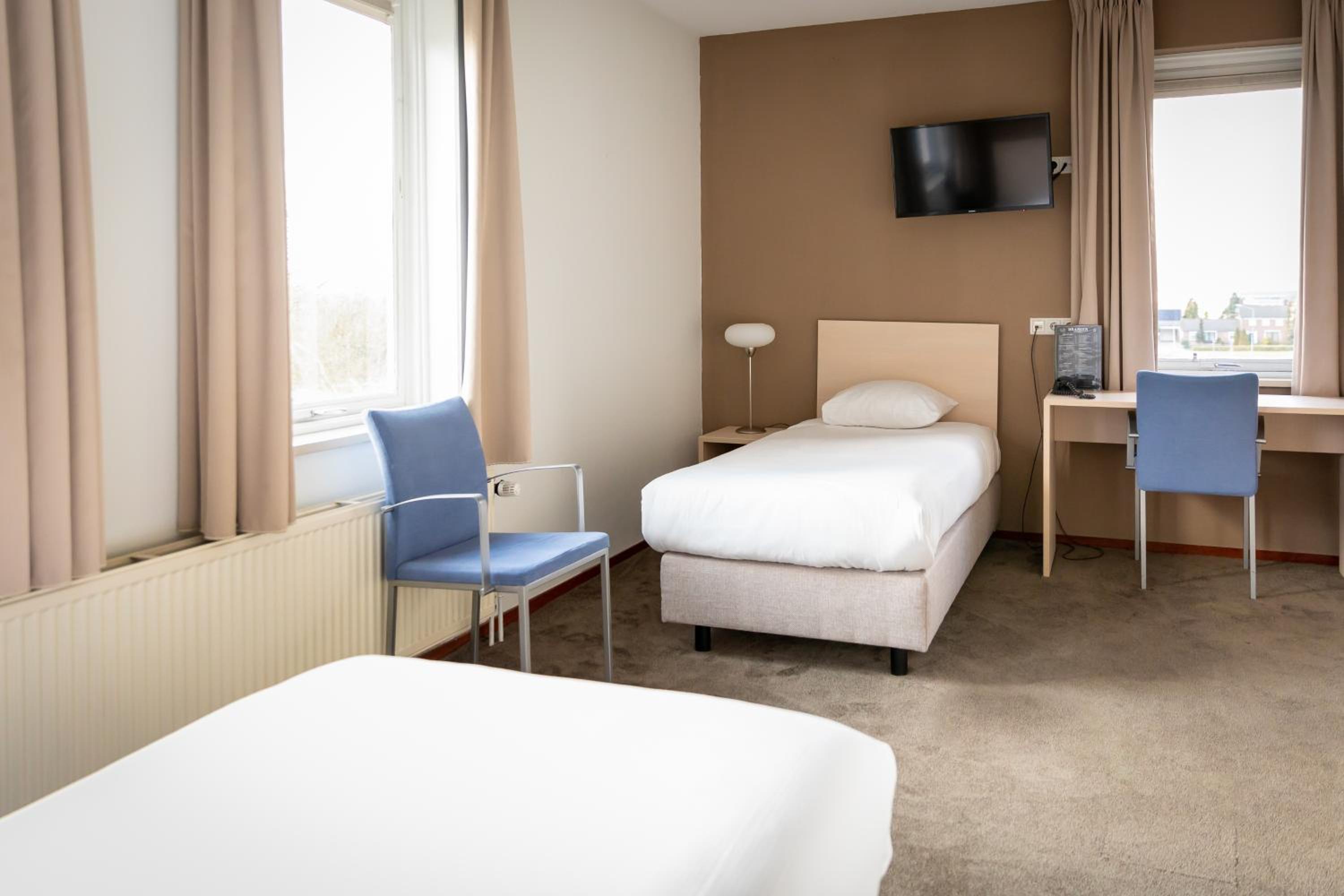 Double Room - Disability Access - Photo 2