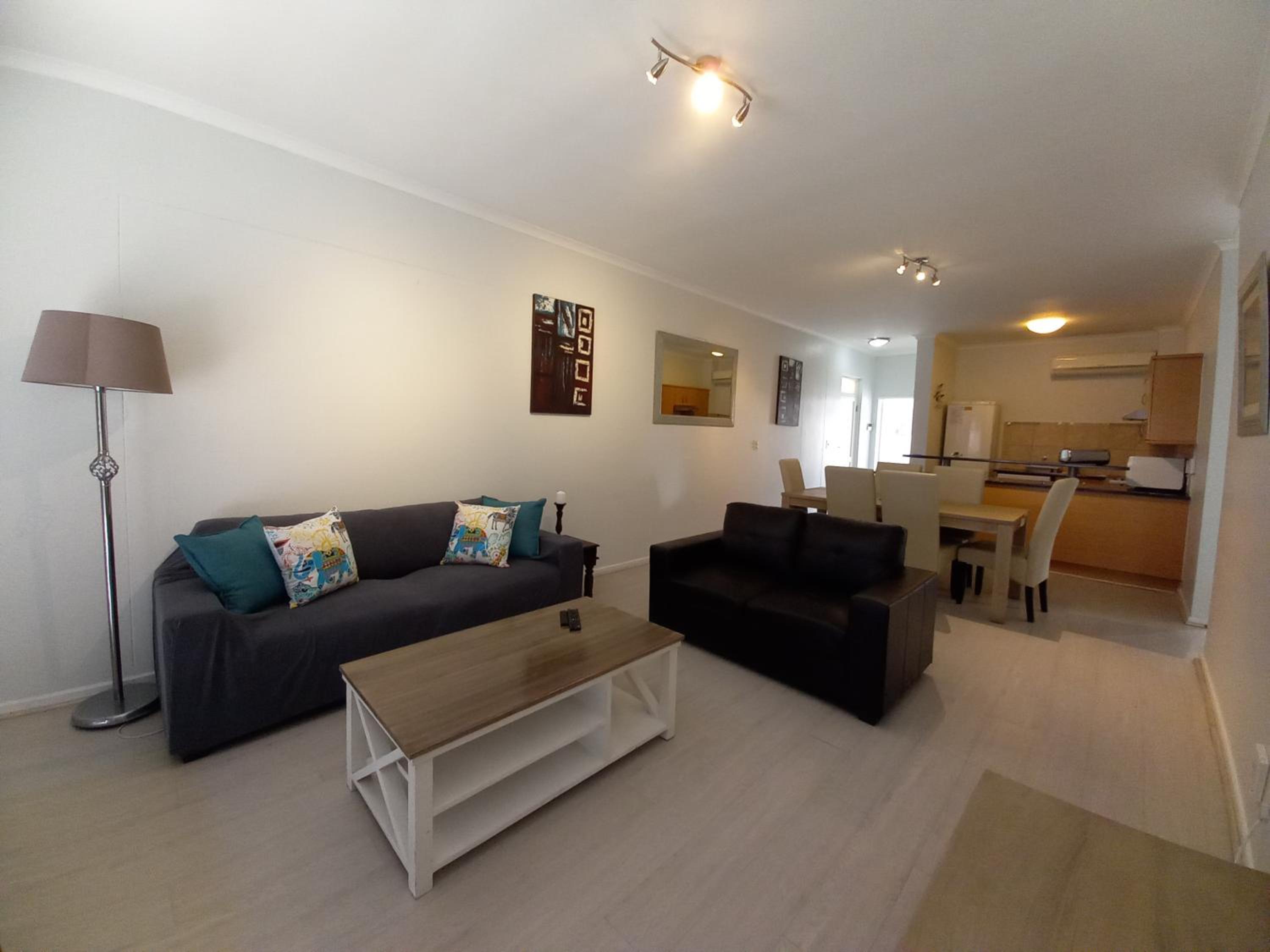 Three-Bedroom Apartment - Photo 6