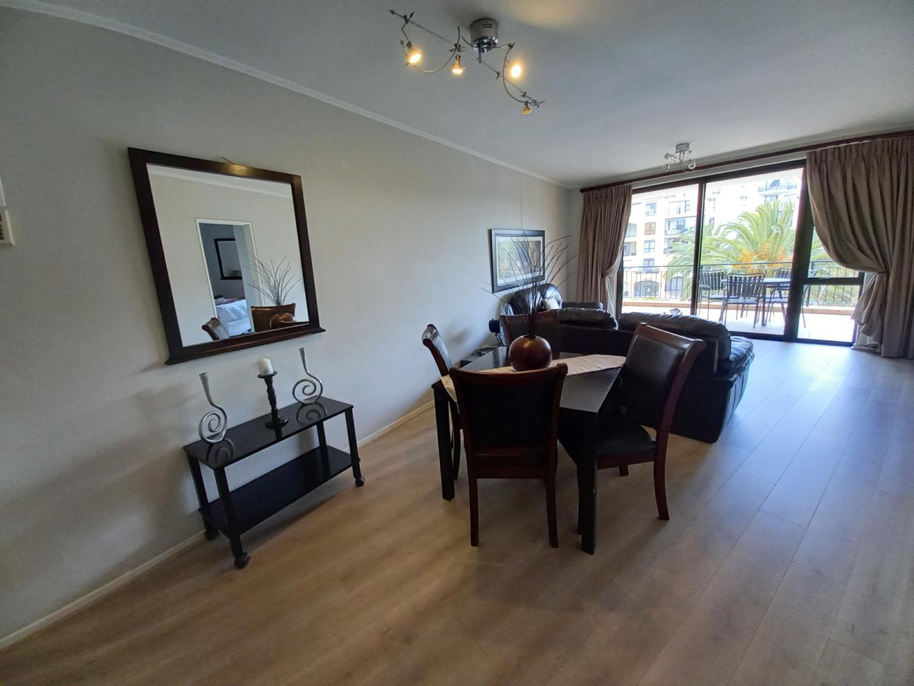 One-Bedroom Apartment - Photo 1