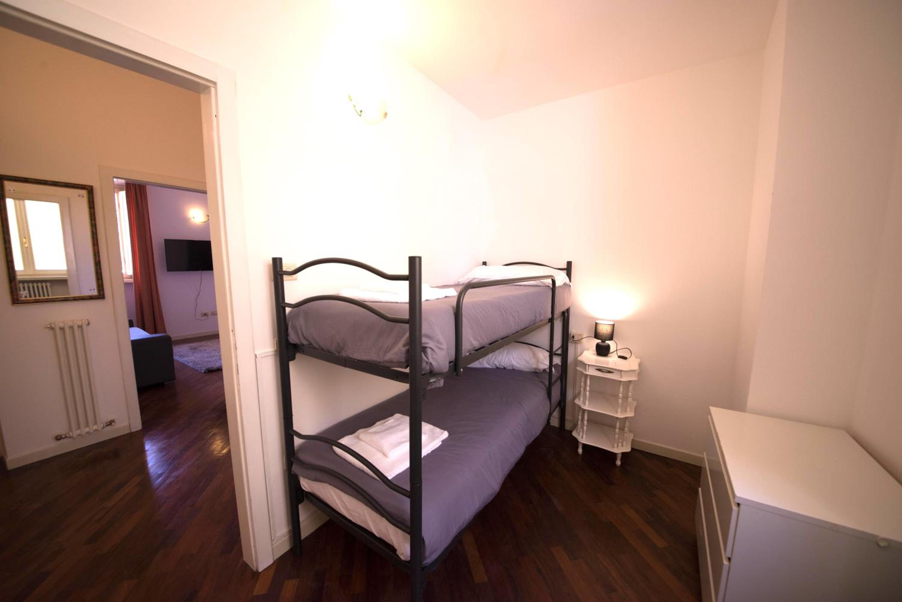 Two-Bedroom Apartment - Photo 6
