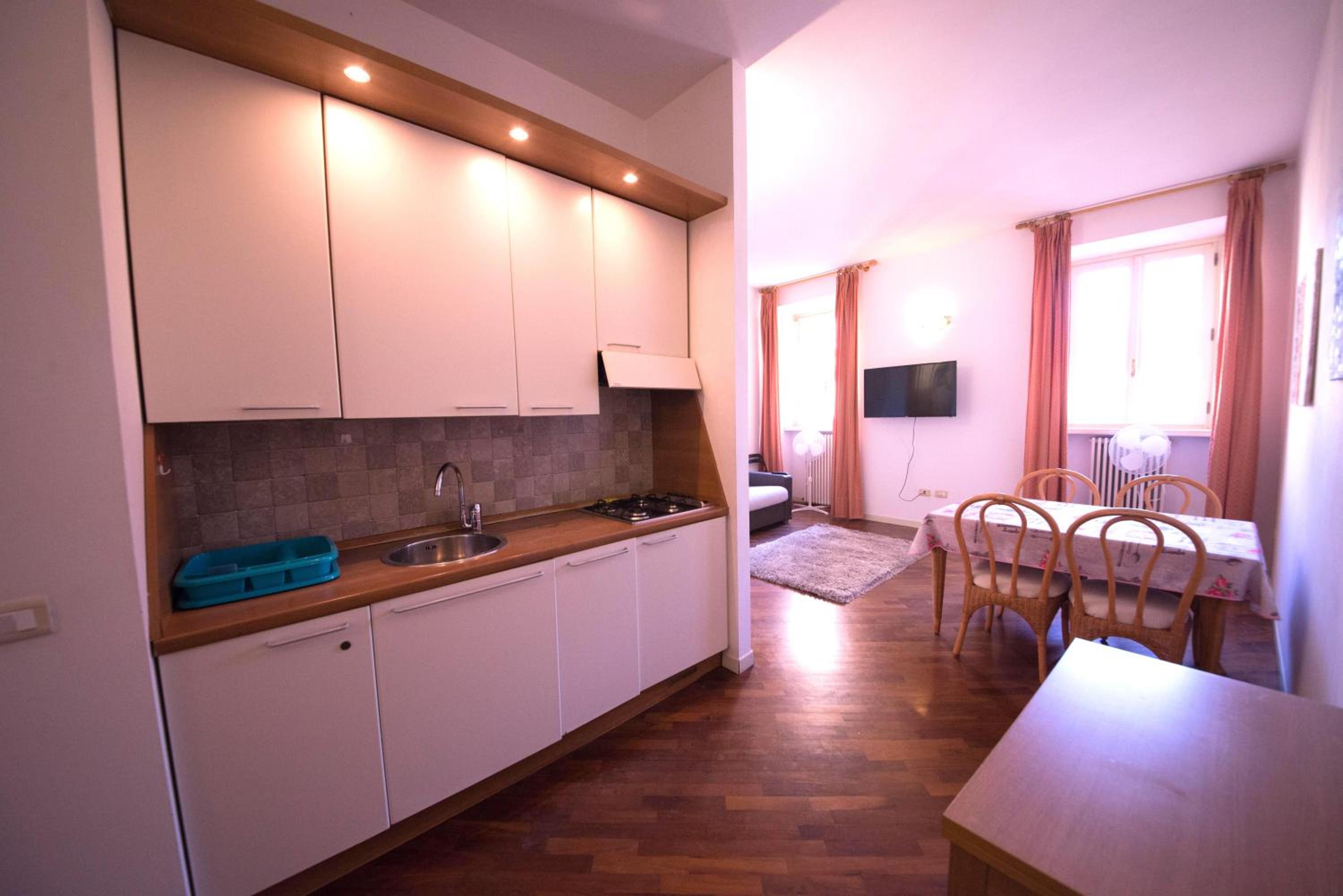 Two-Bedroom Apartment - Photo 8