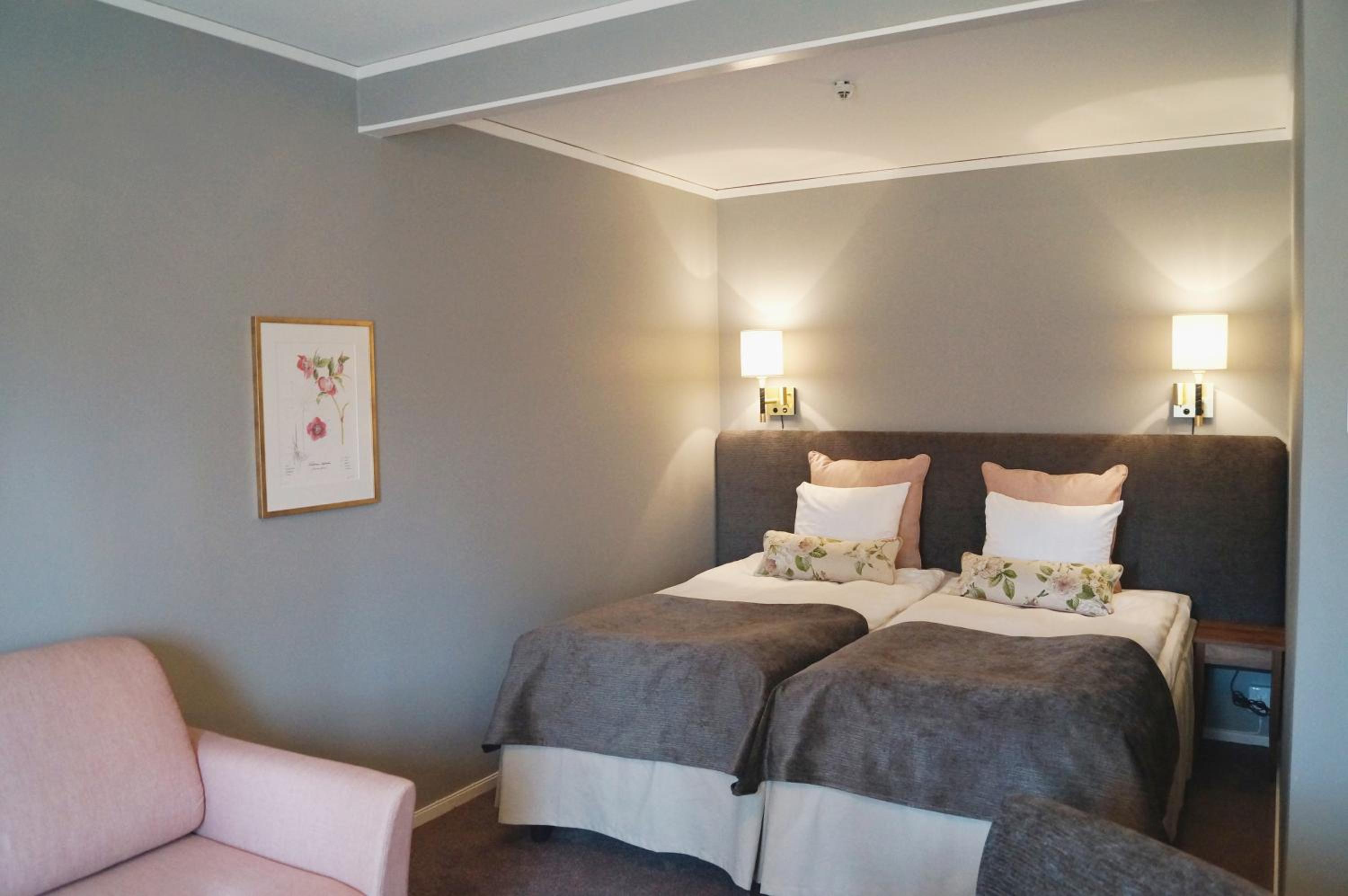 Large Double Room photo 1