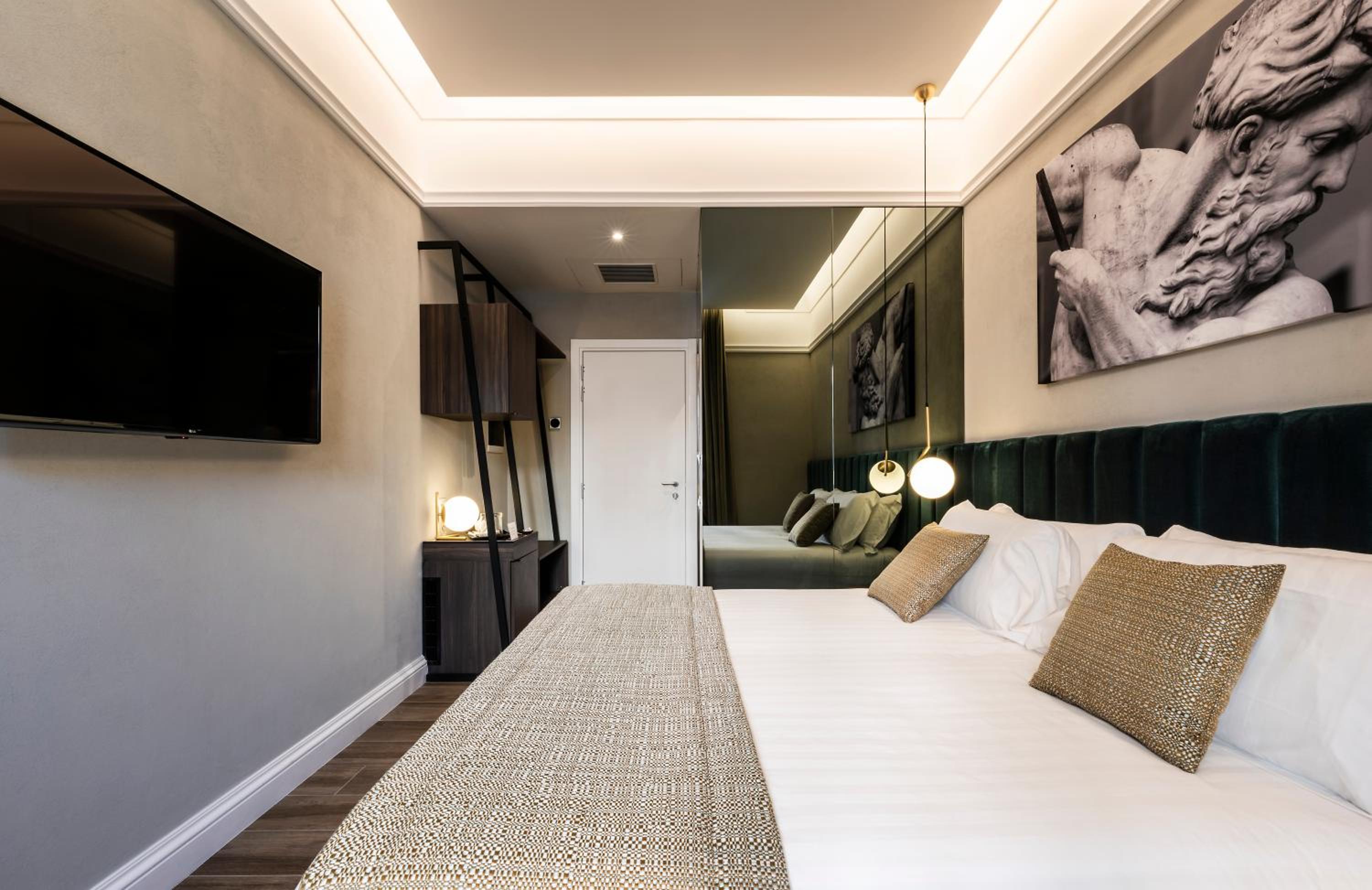 Deluxe Triple Room photo 2