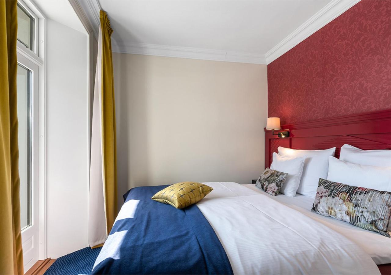 Junior Suite (2 Adults) - Photo 1