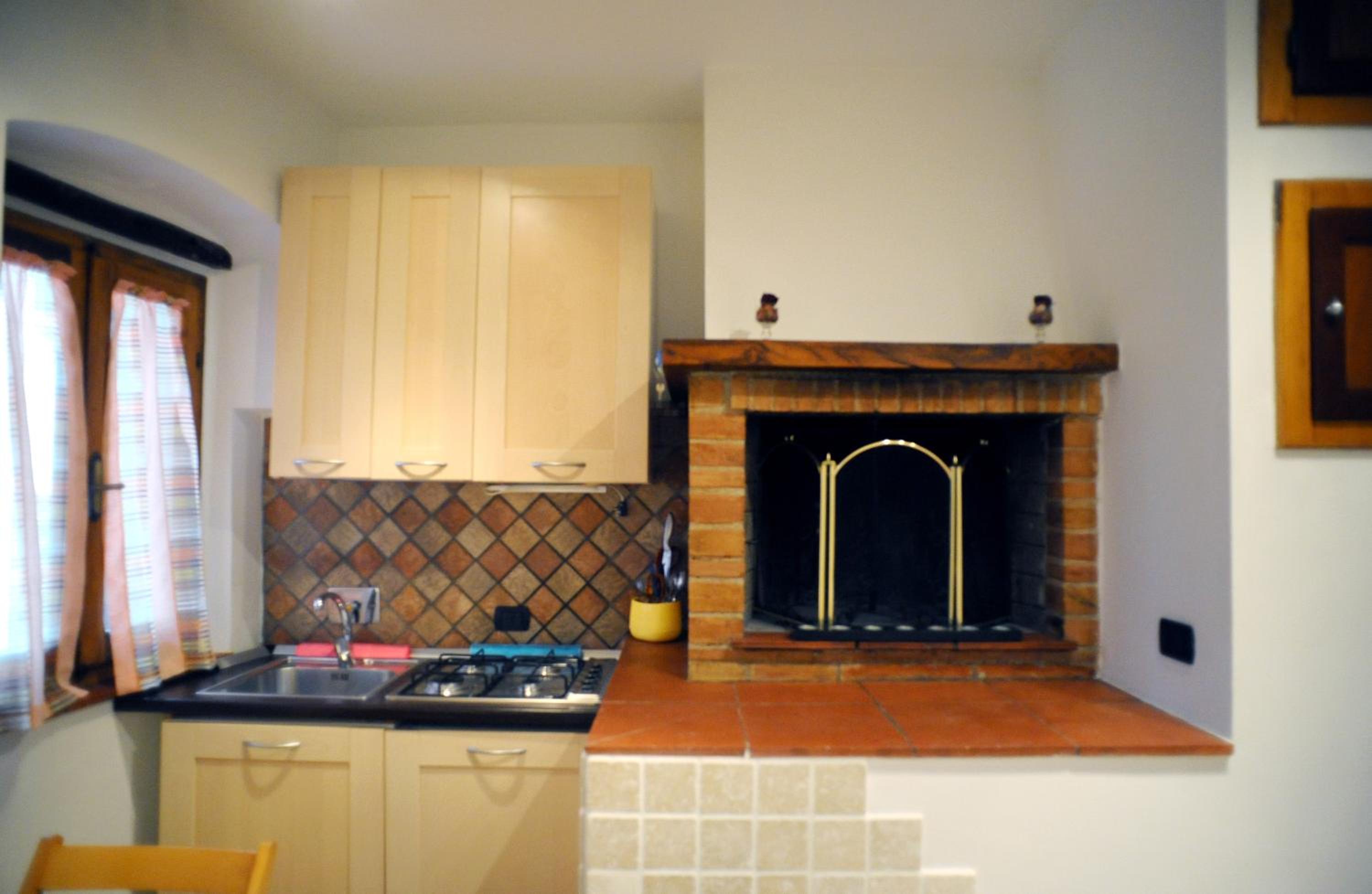 One-Bedroom Apartment - Photo 9