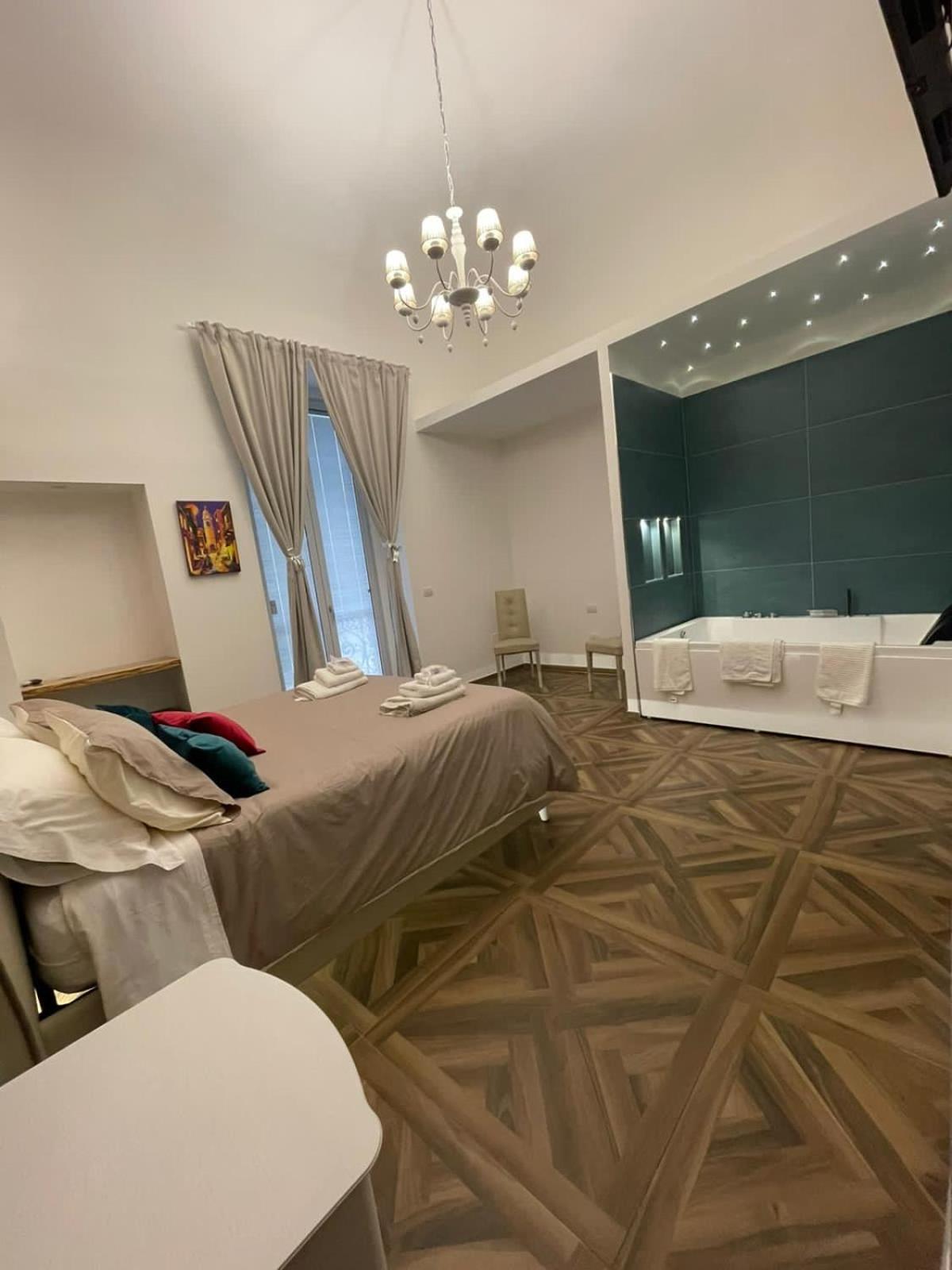 Double Room with Spa Bath