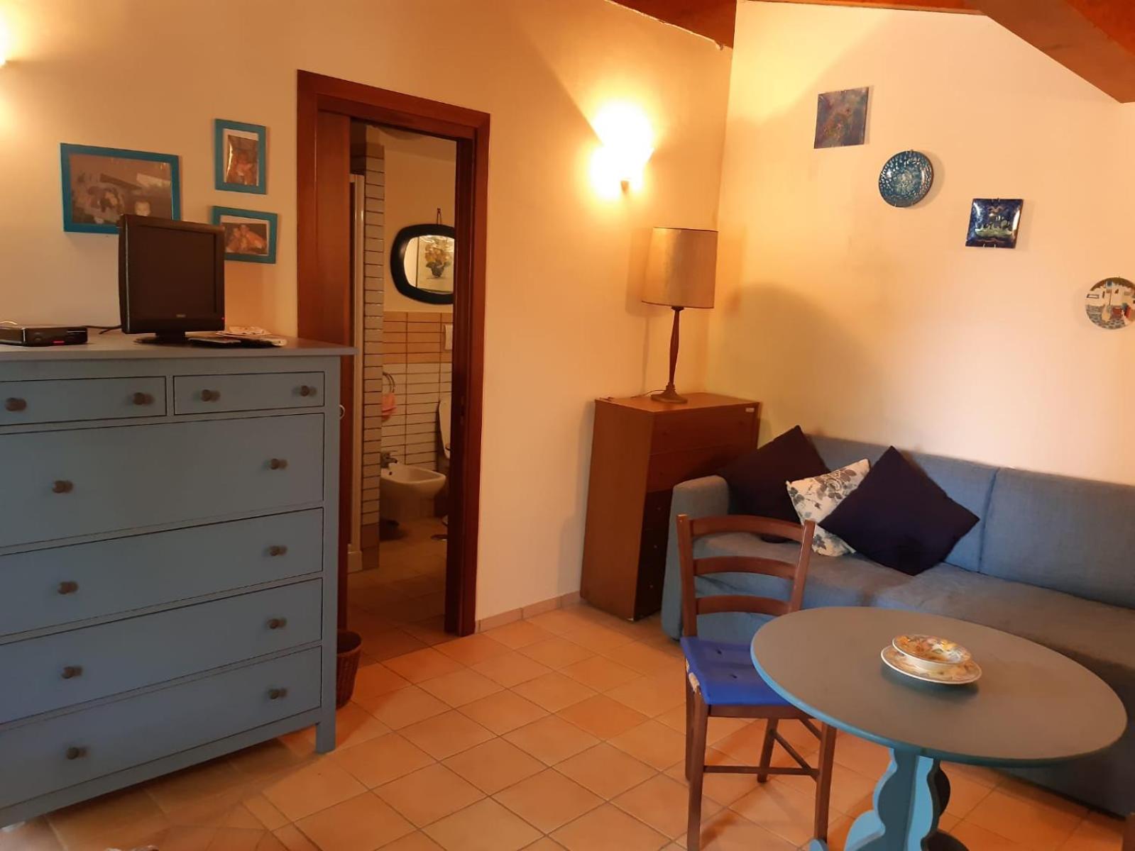 Deluxe Room (2 Adults + 1 Child) photo 3
