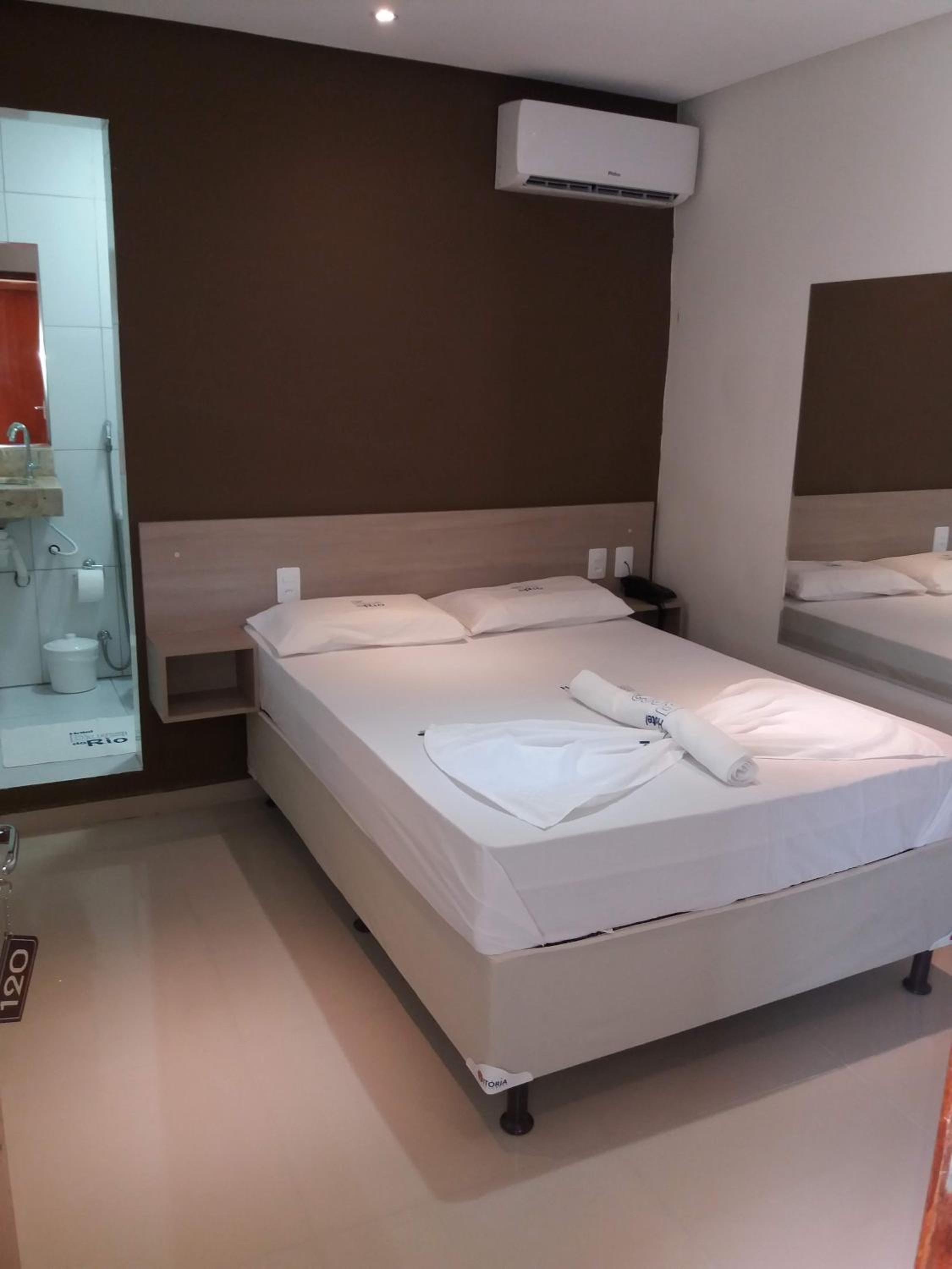 Economy Double Room - Photo 9