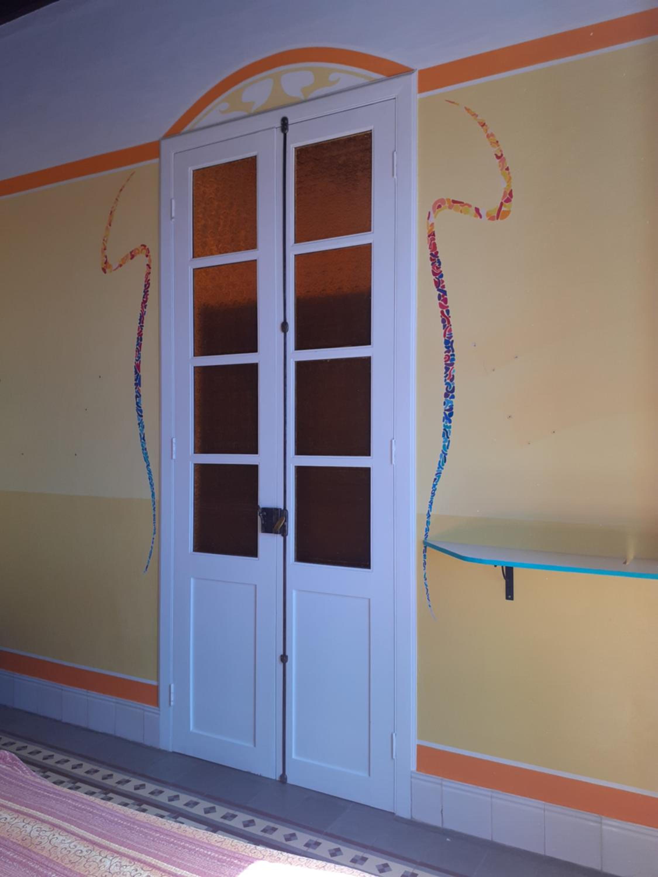 Double Room with Balcony - Photo 9