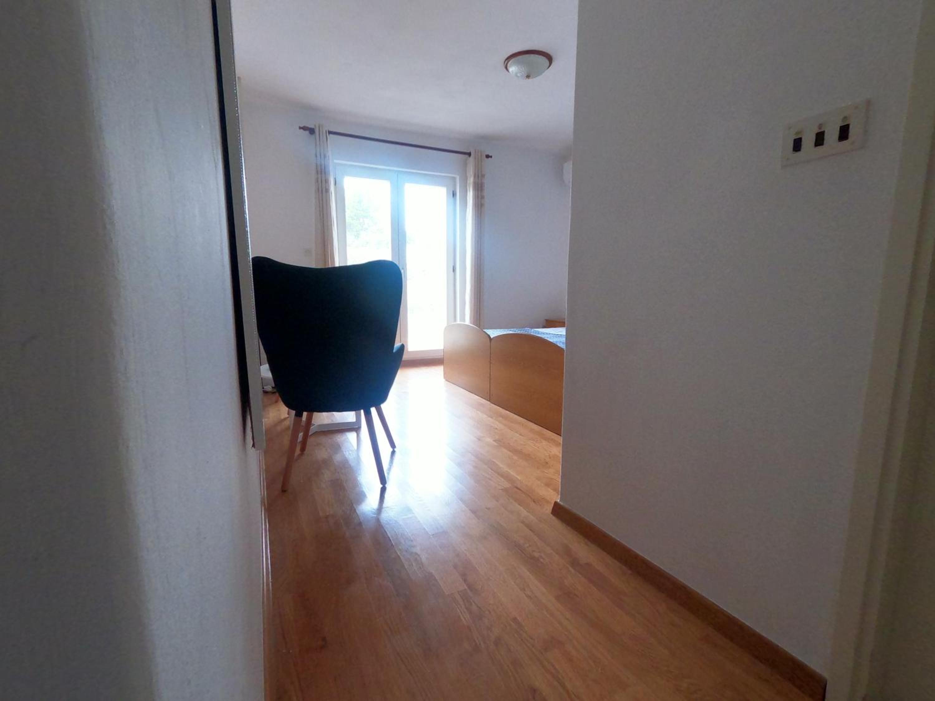 Double Room with Balcony - Photo 5