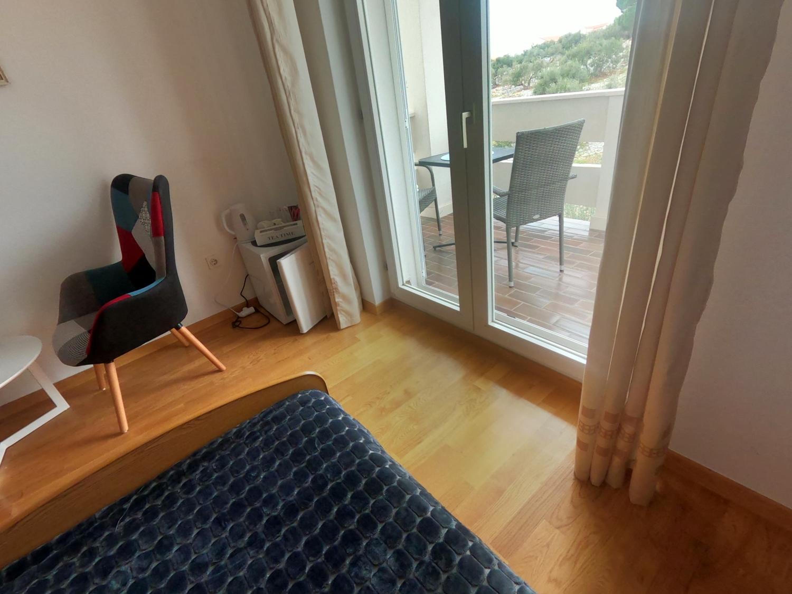 Double Room with Balcony - Photo 1