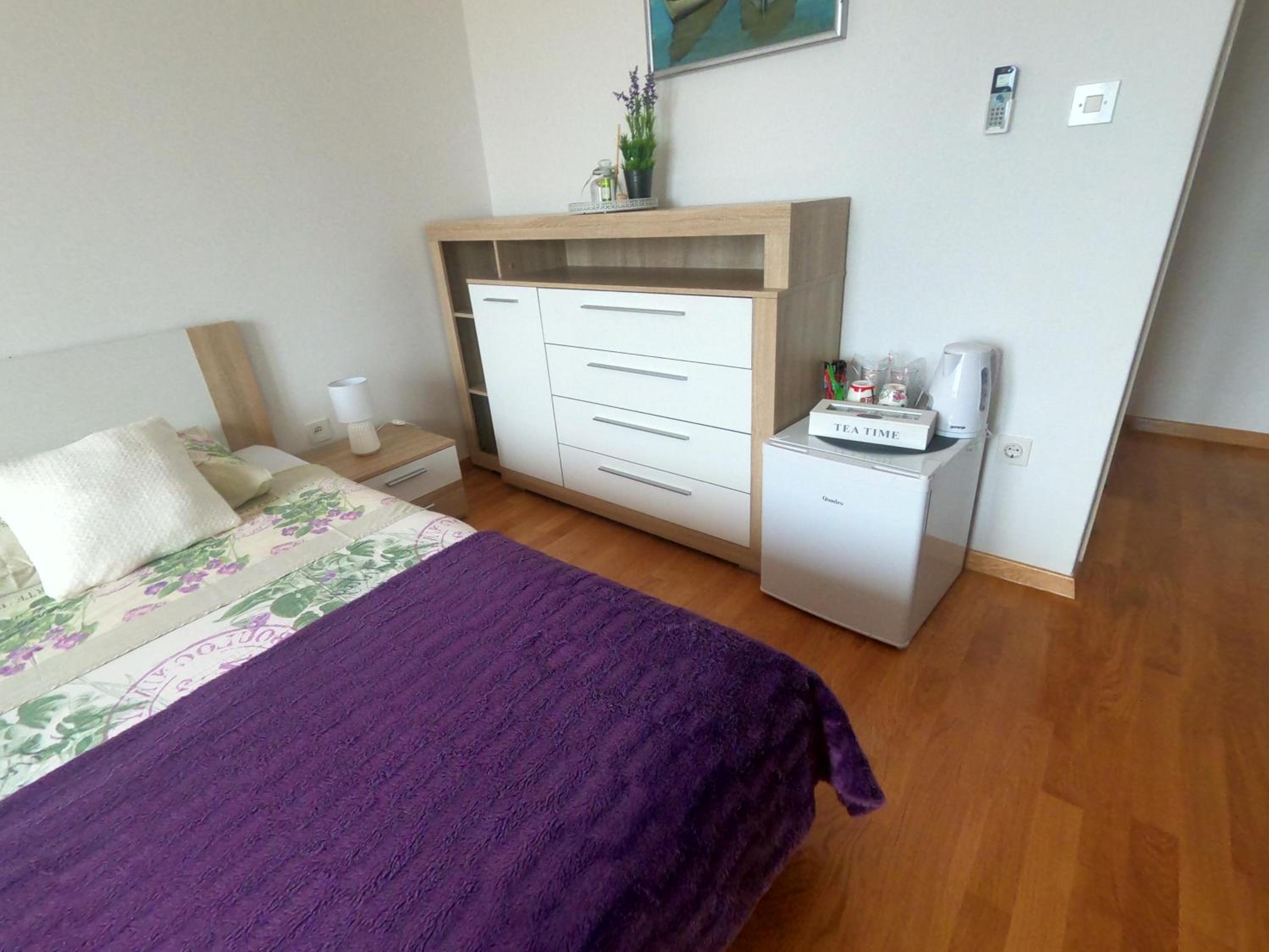 Double Room with Sea View - Photo 9