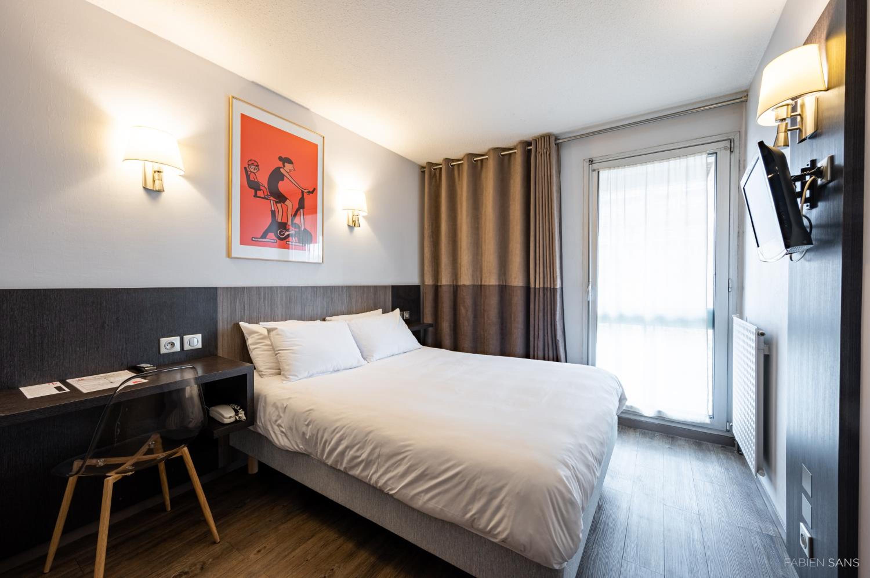 Double Room - Photo 16