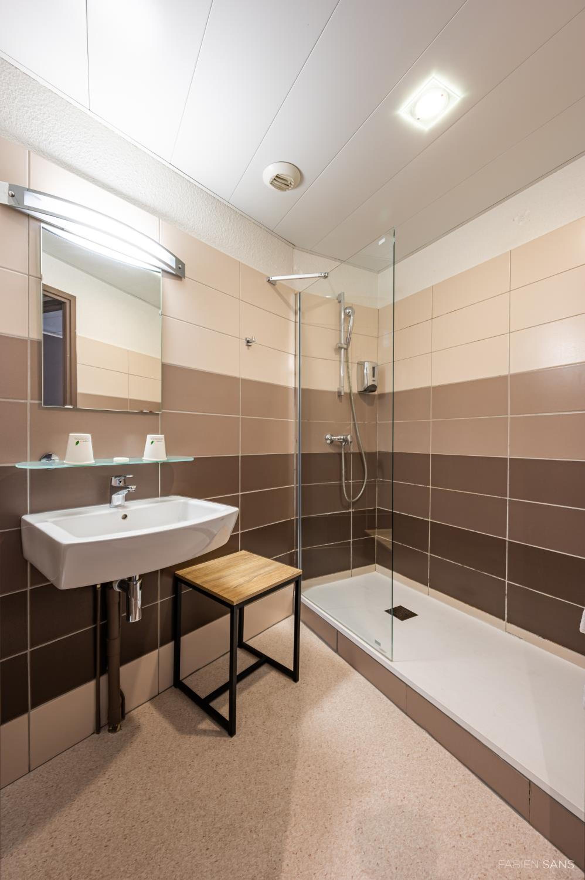 Double Room - Photo 9