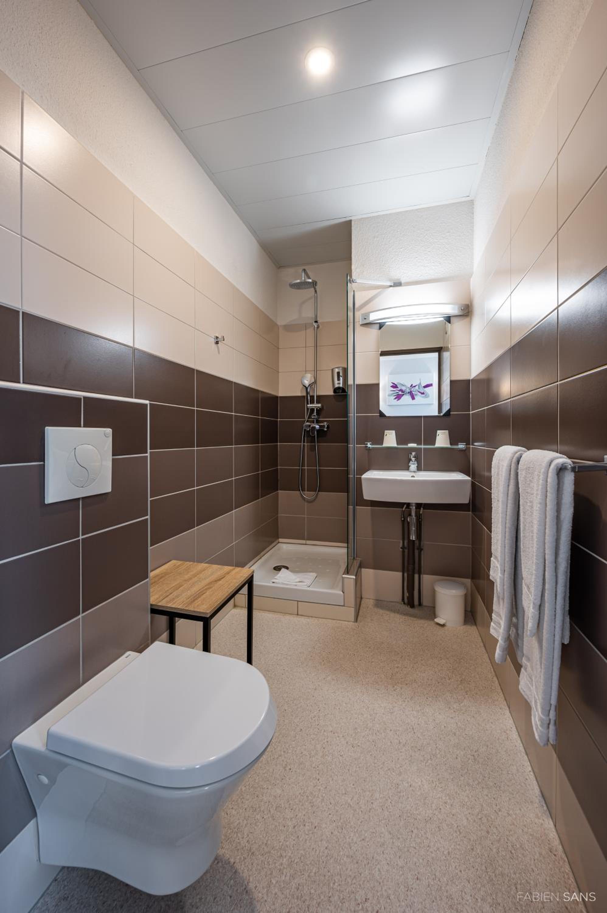 Double Room - Photo 8
