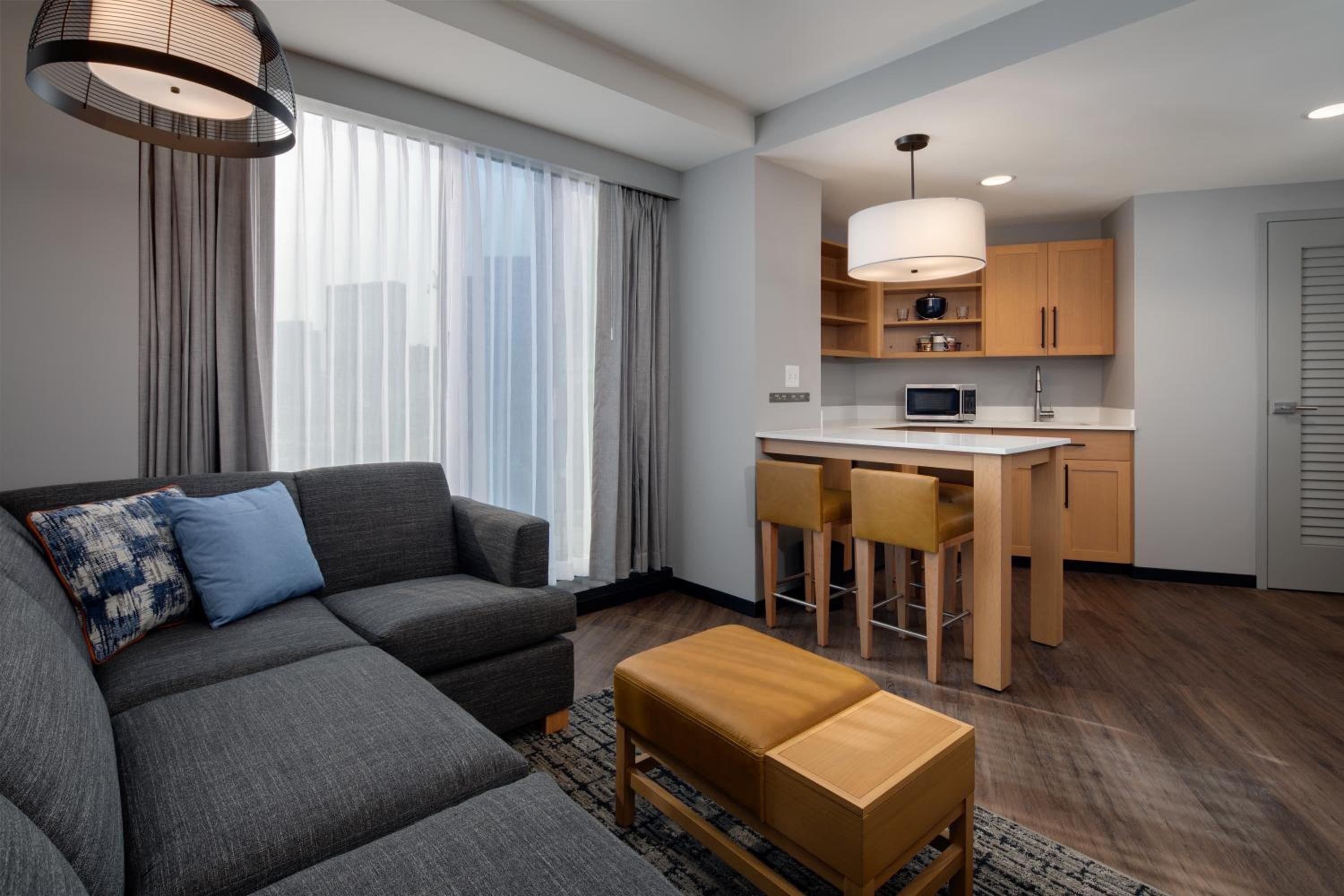 One-Bedroom King Suite with Sofa Bed - Photo 6