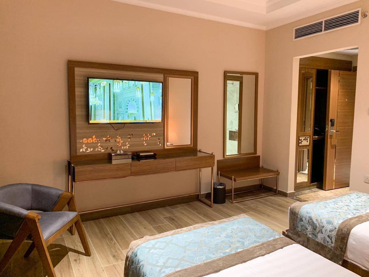Twin Room - Photo 4