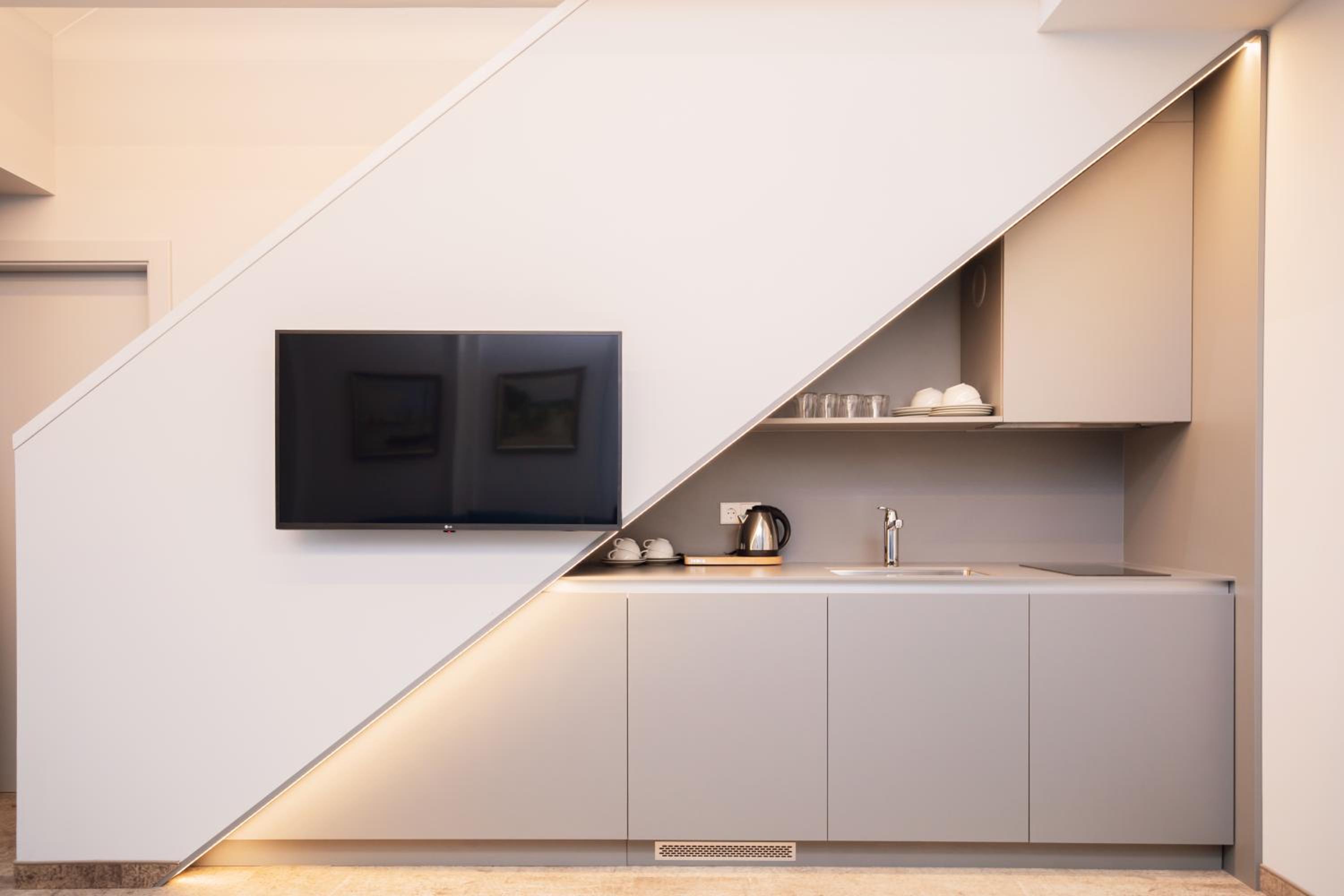 Two-Bedroom Apartment - Lagoon Side - Photo 10