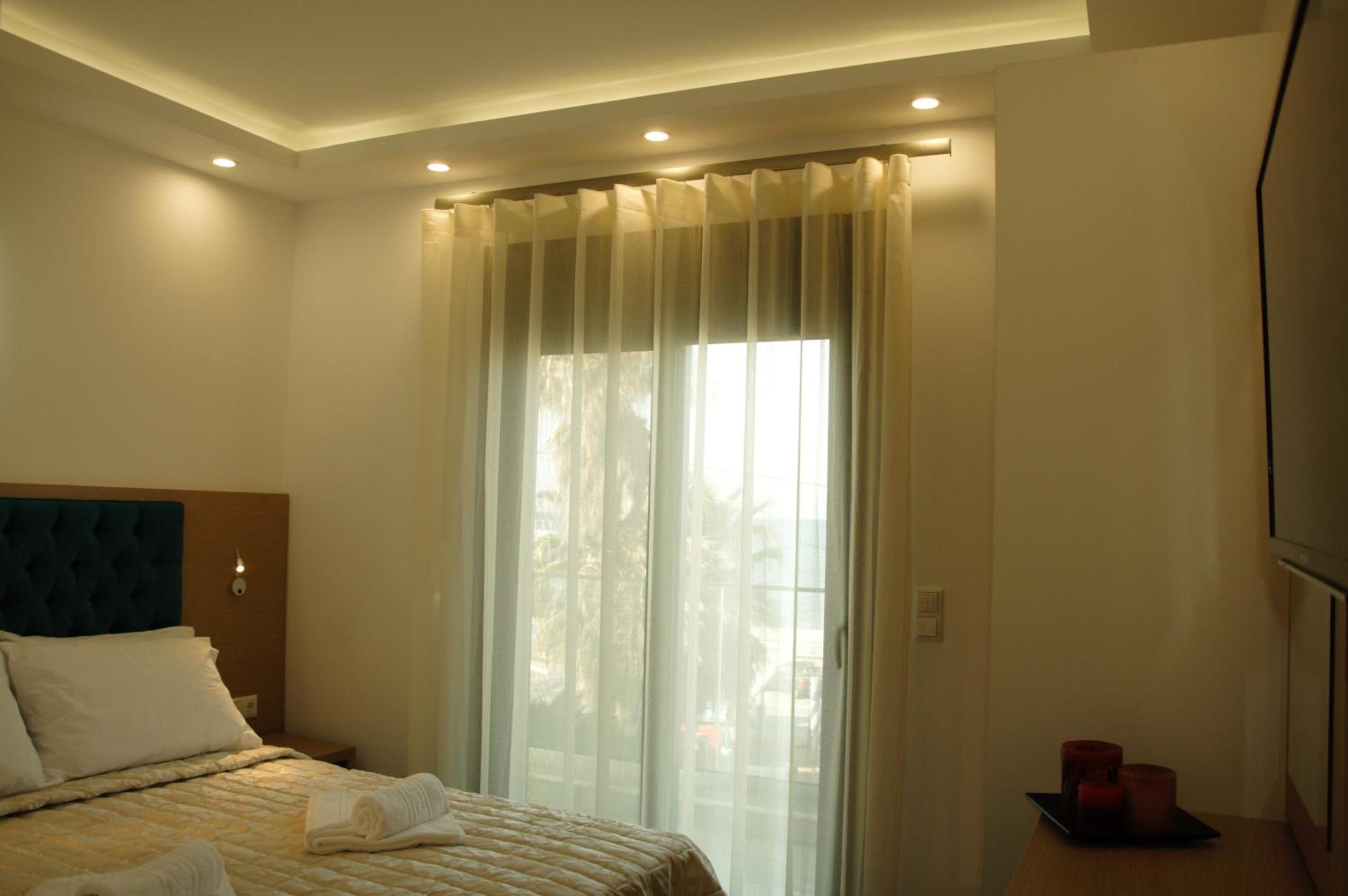 Double Room with Balcony and Sea View