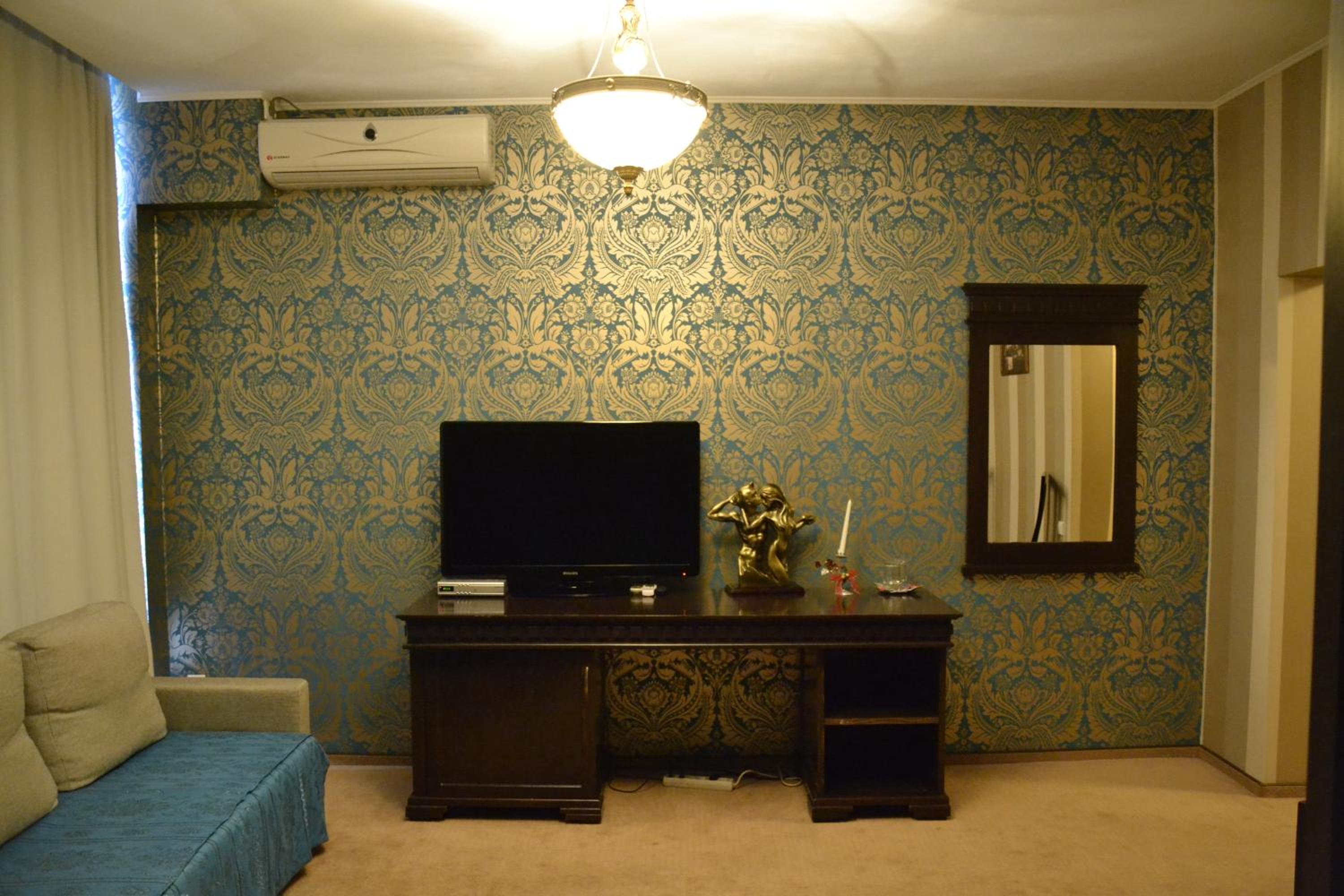 Double or Twin Room - Photo 3