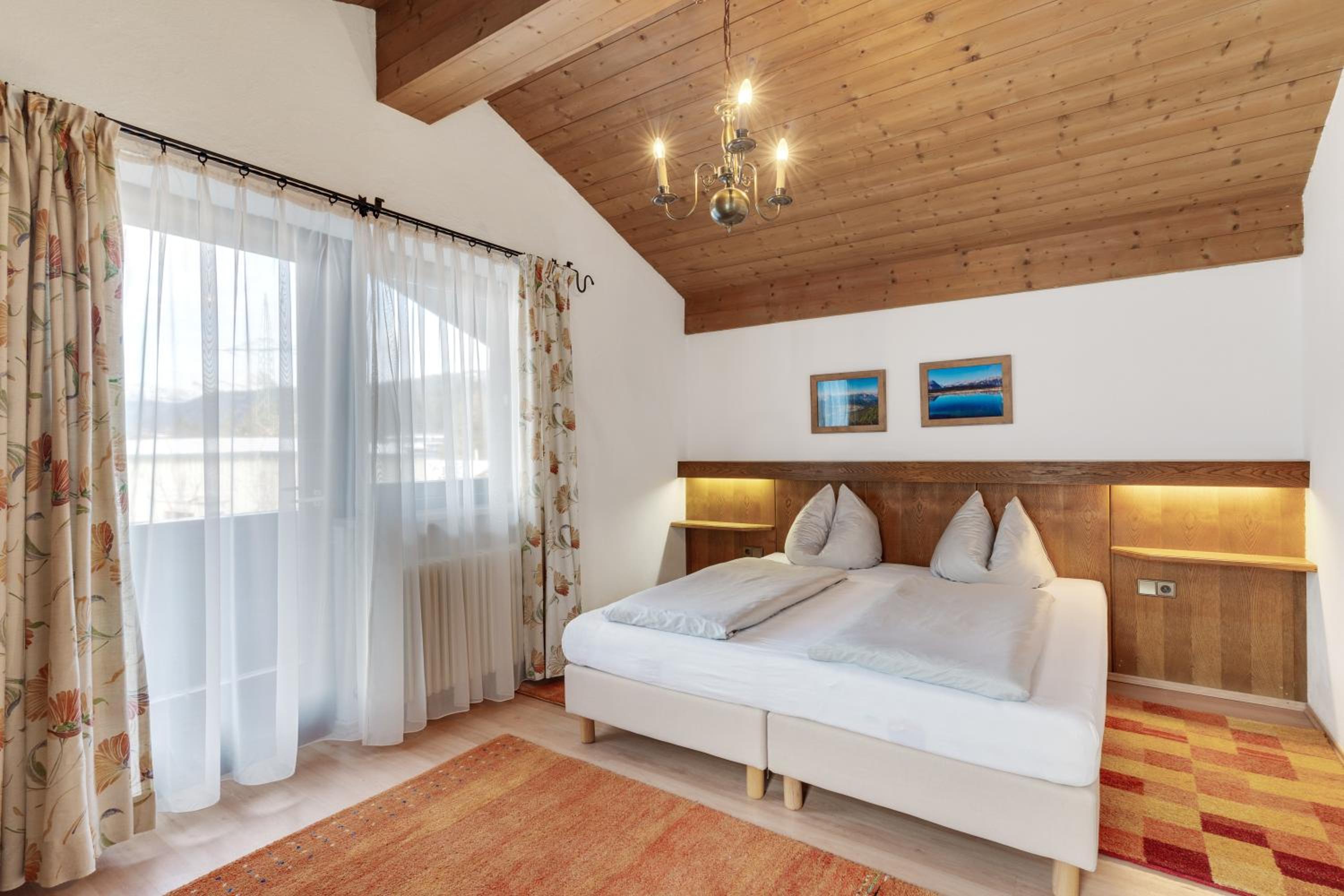Rooftop Apartment with Terrace photo 3