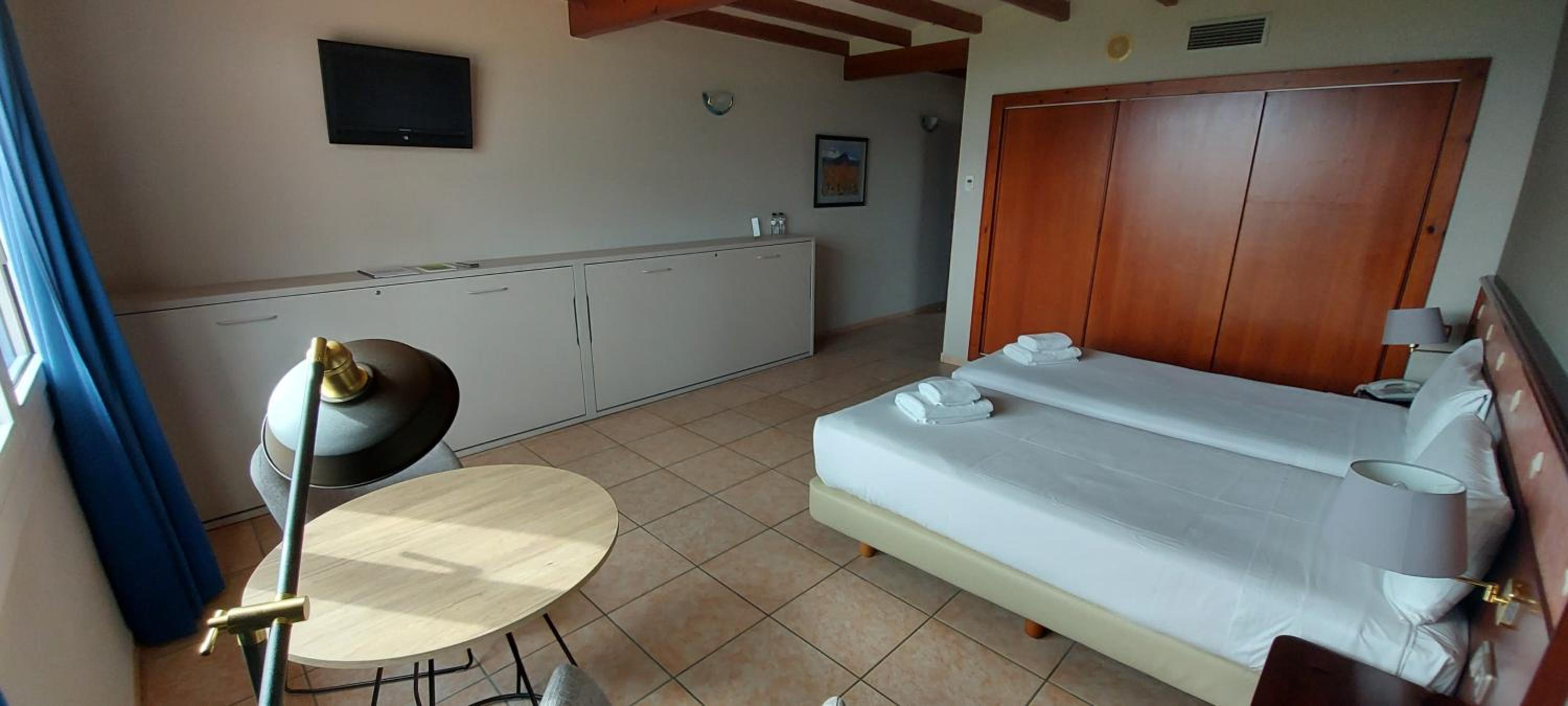 Habitación Doble o con Dos Camas