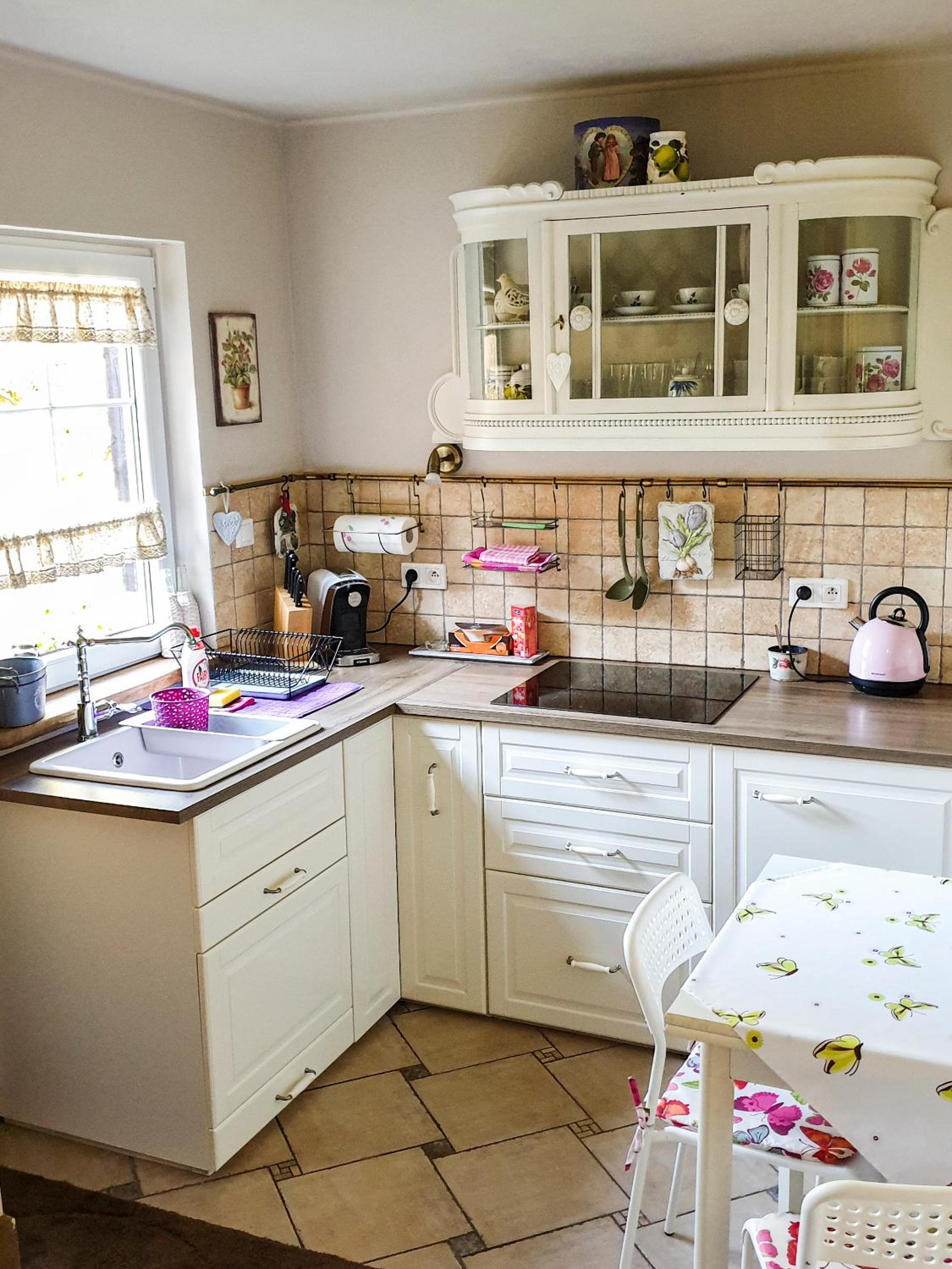 One-Bedroom Apartment - Photo 13