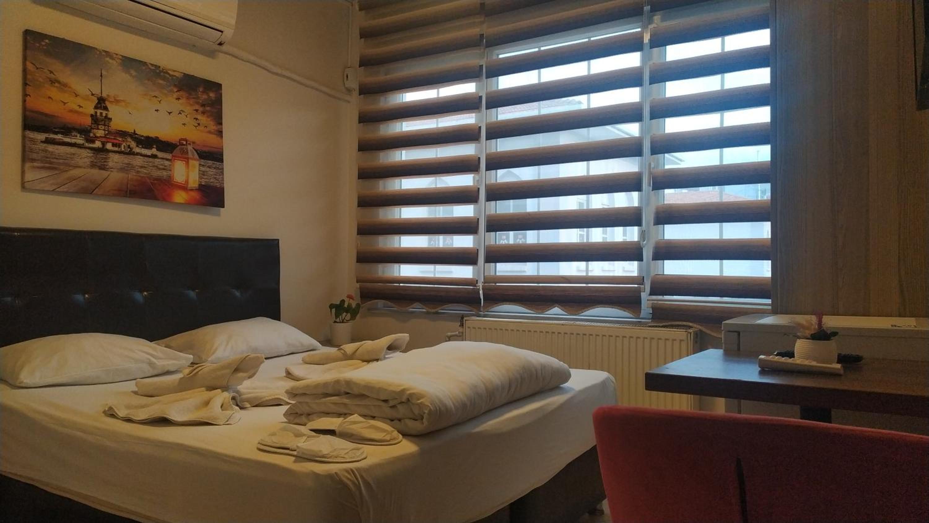 Double Room with Private Bathroom photo 2