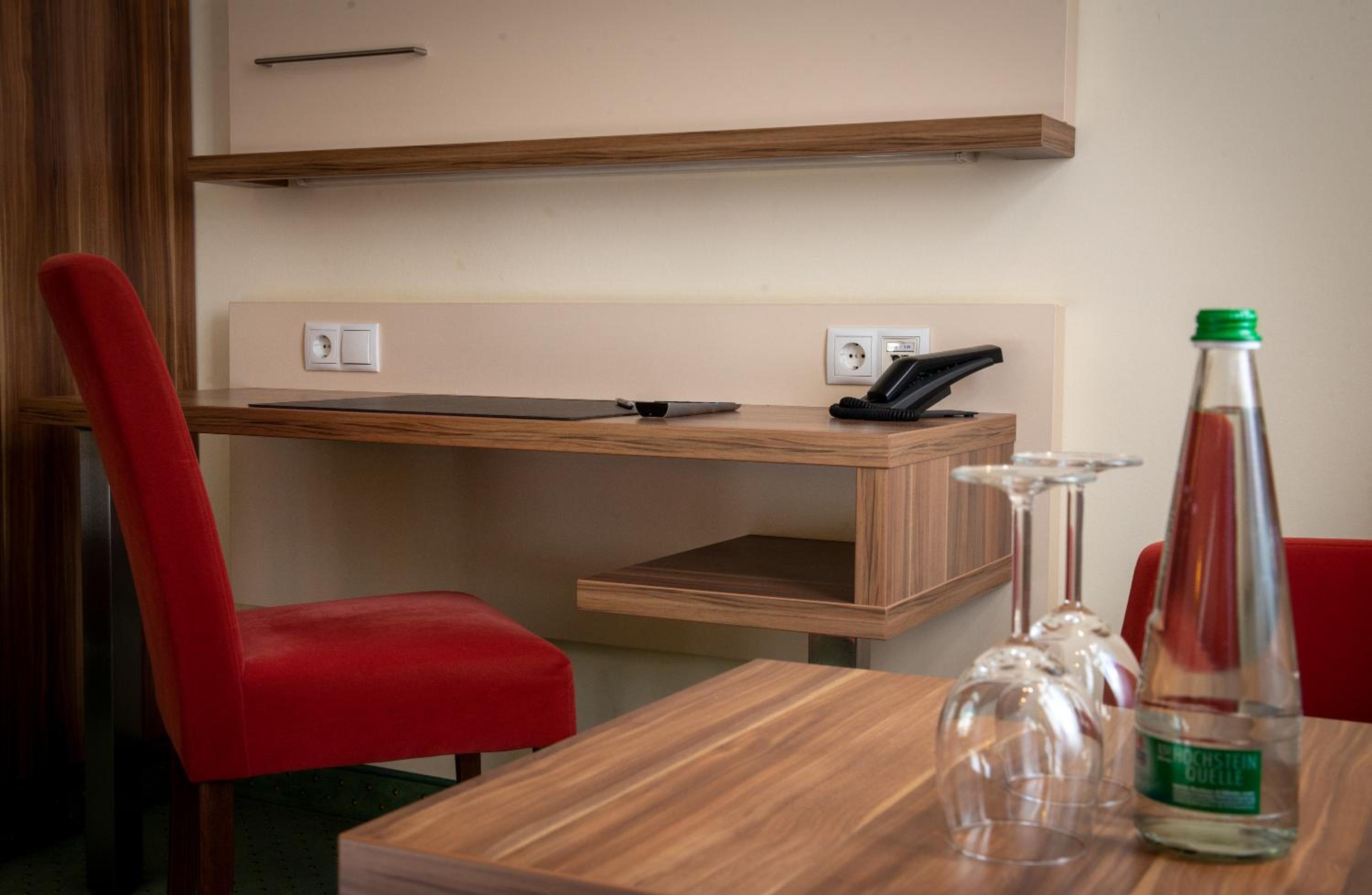 Standard Double Room - Photo 2