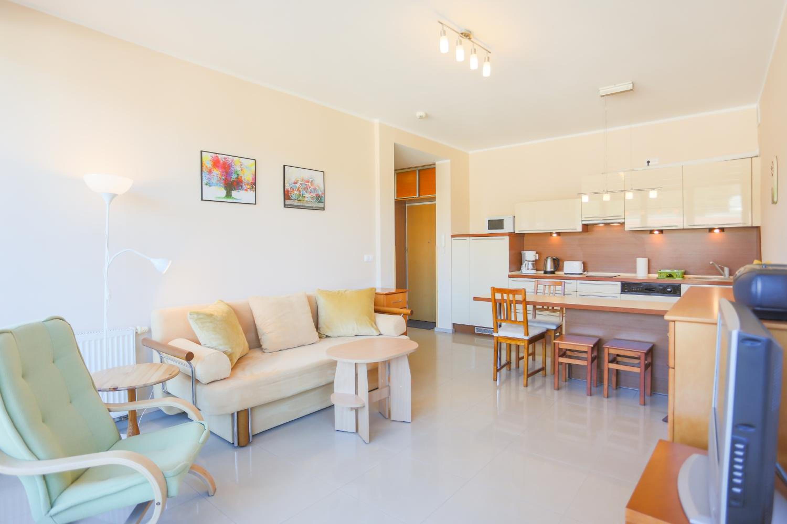 One-Bedroom Apartment