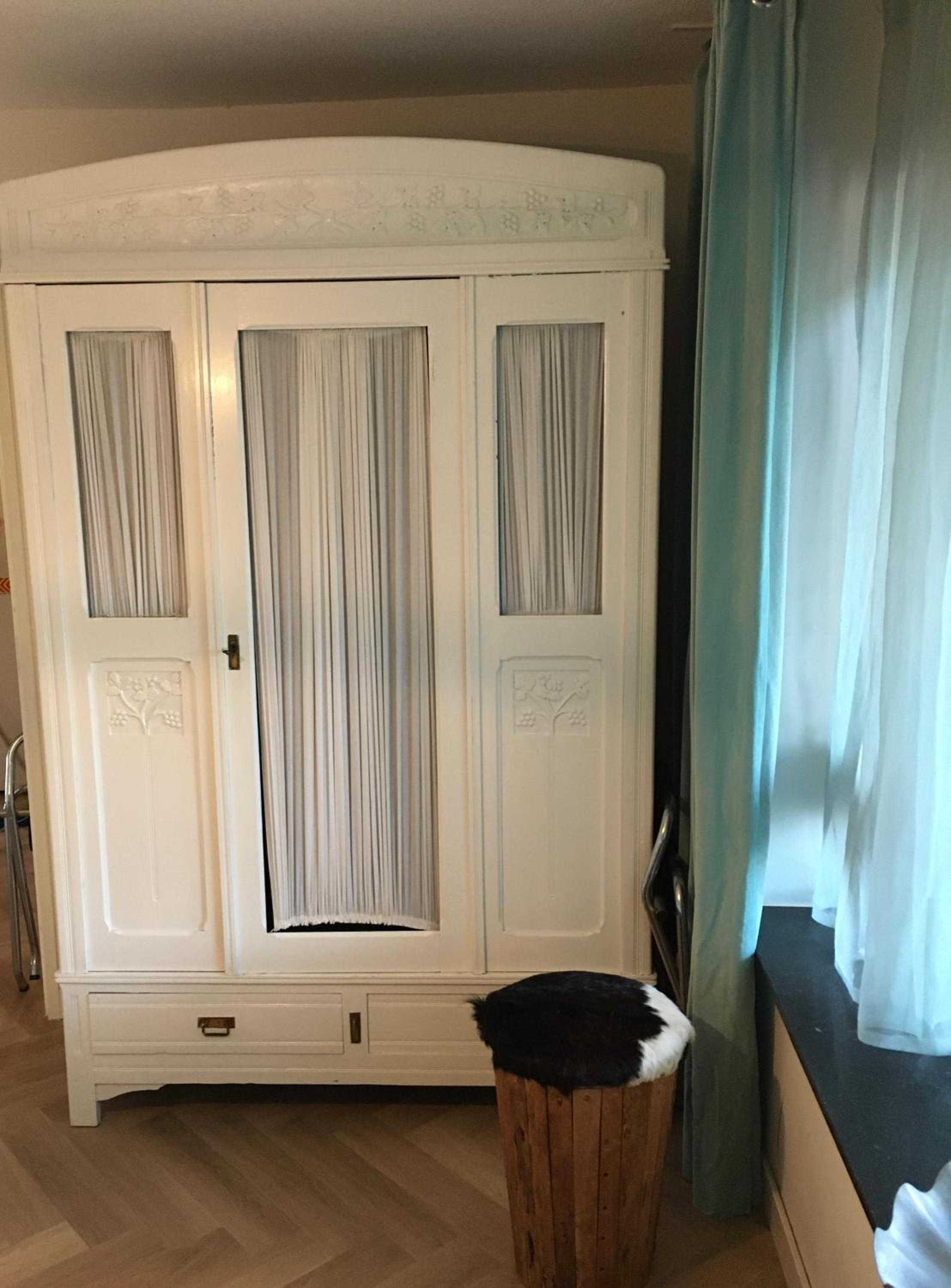 Apartment photo 2