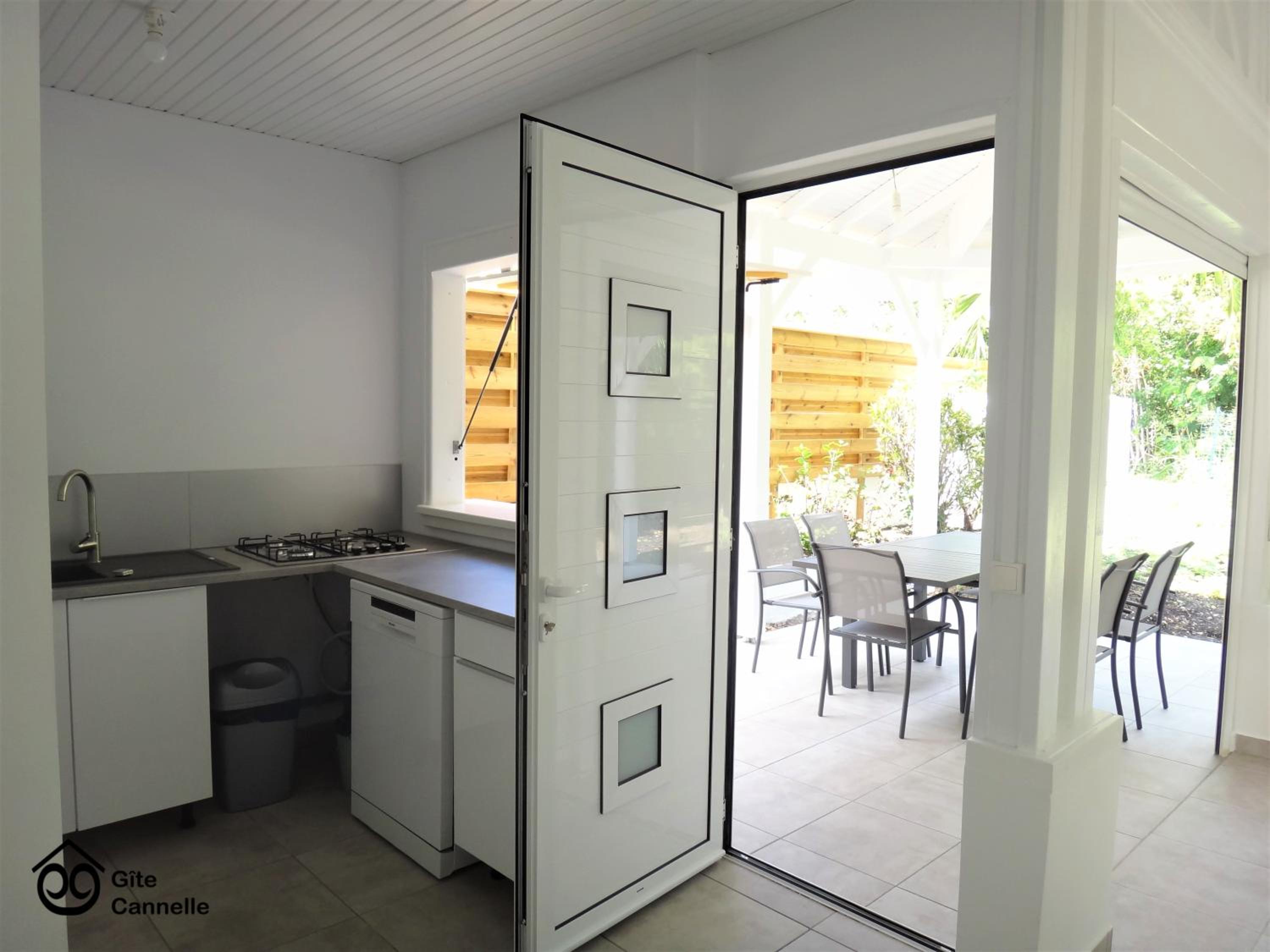 Two-Bedroom House photo 2
