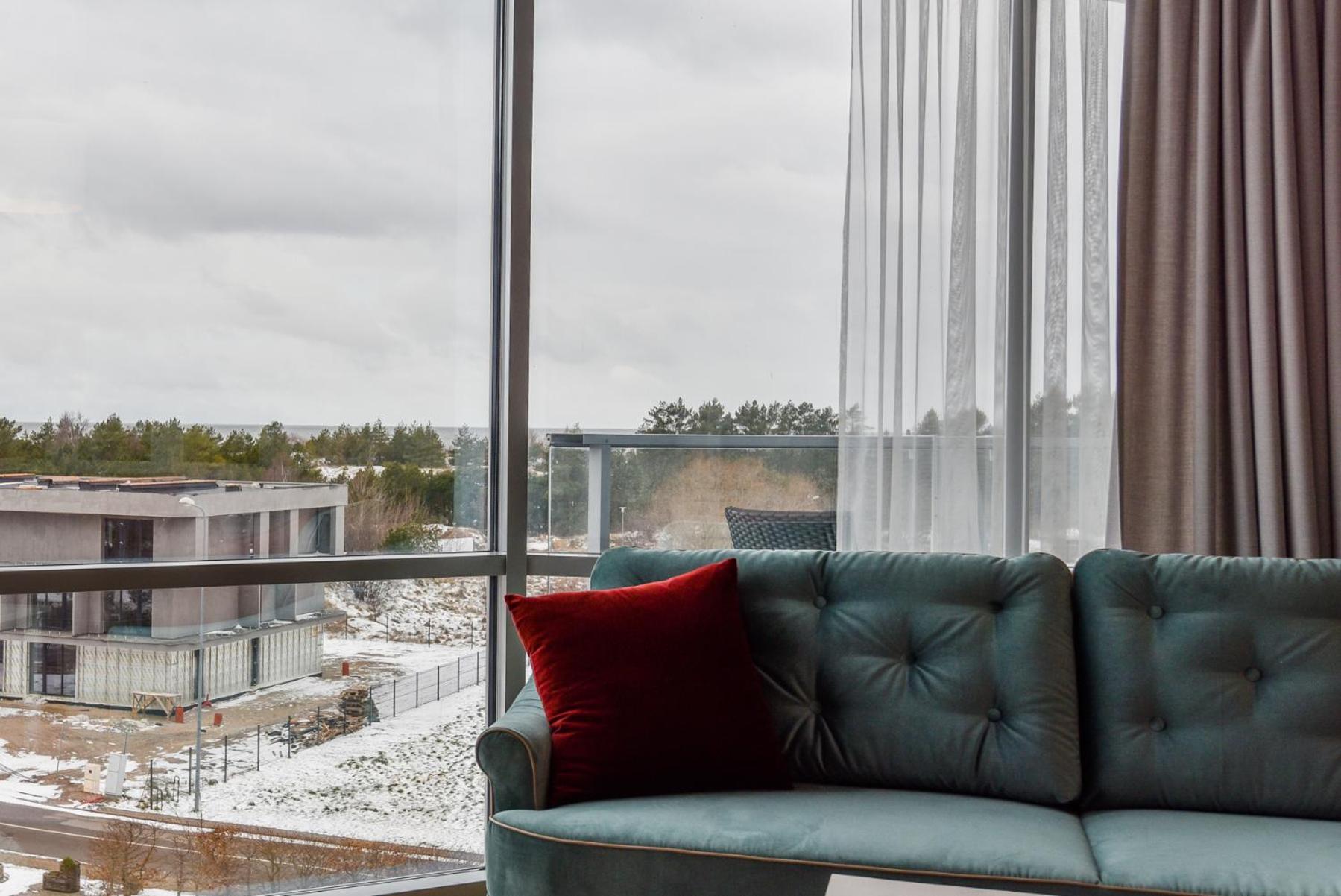 Apartment with Sea View - Photo 2