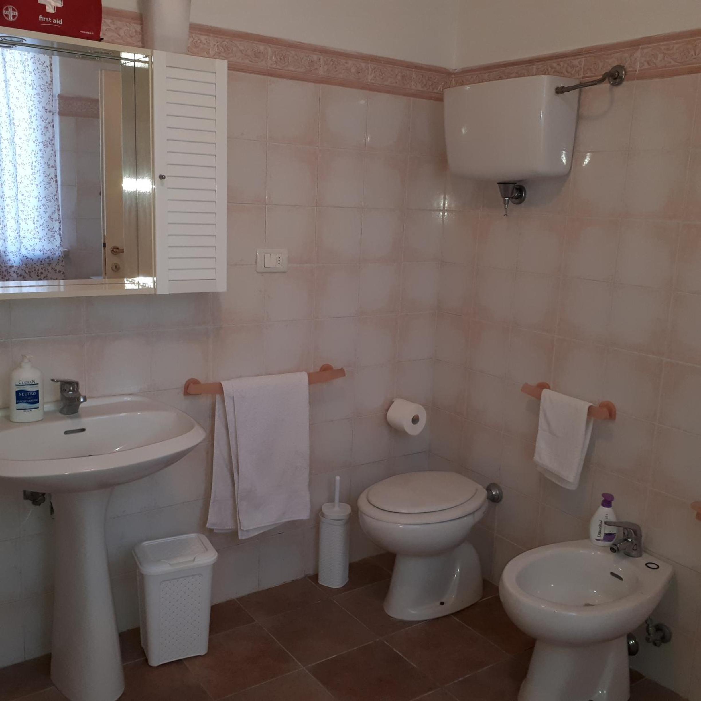 Two-Bedroom Apartment - Photo 11