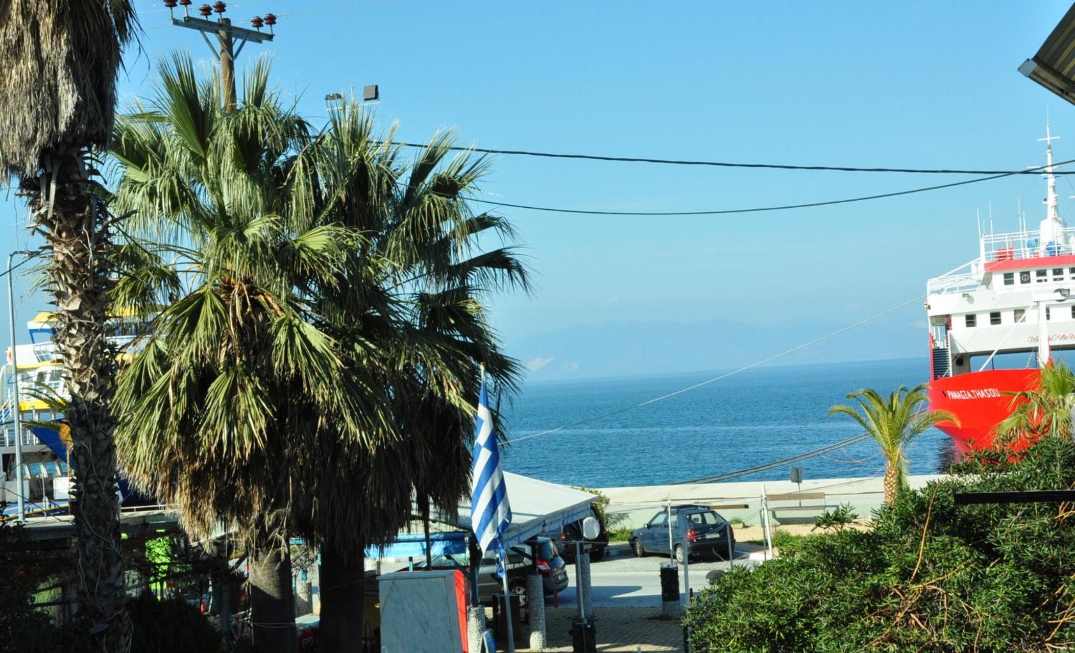 Double Room with Balcony and Sea View - Photo 9