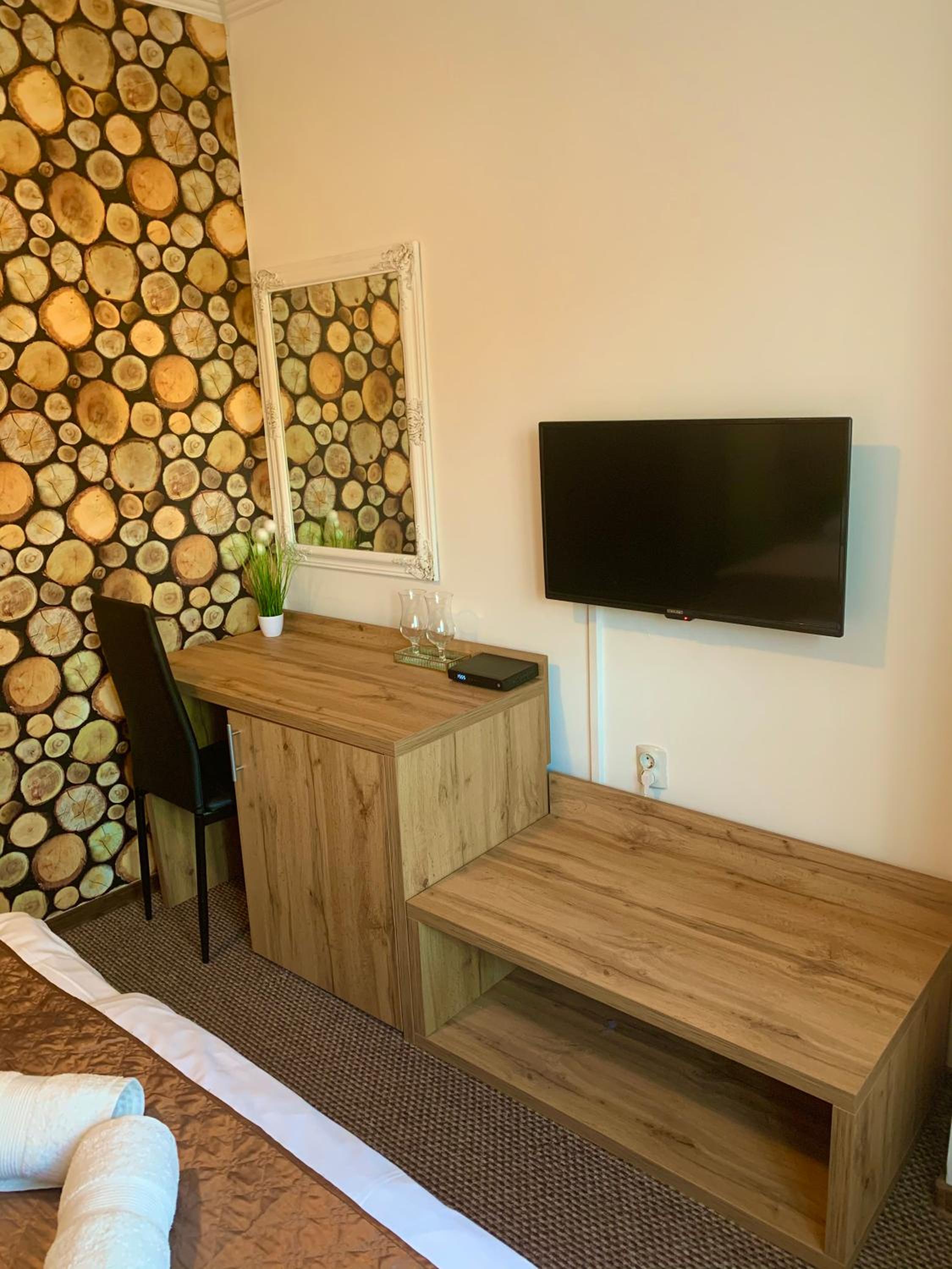 Standard Double Room photo 3