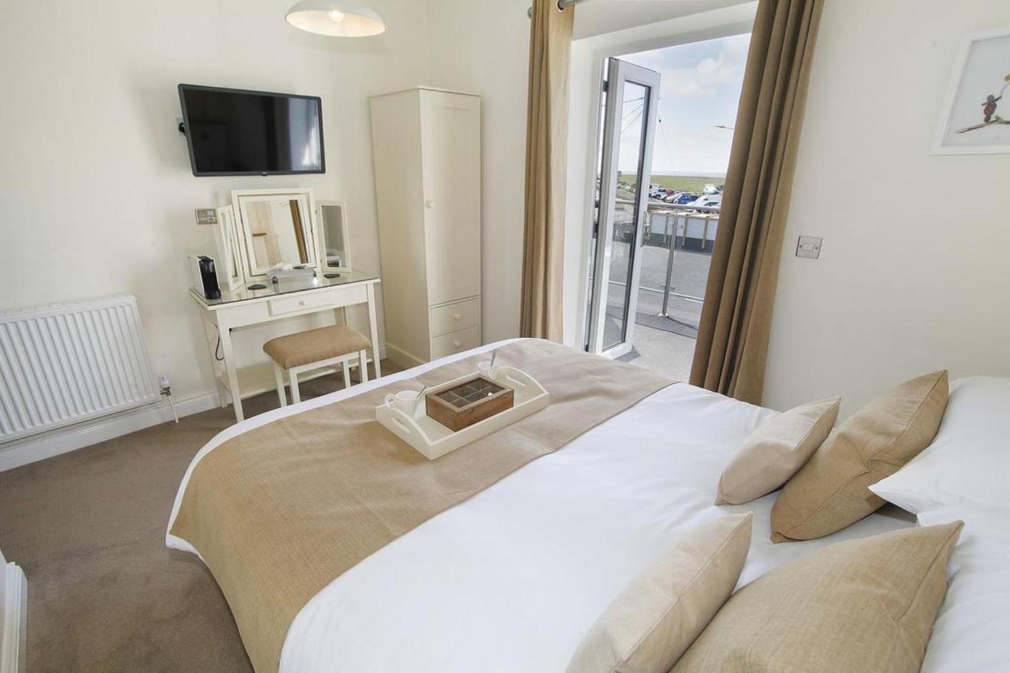 Deluxe Double Room With Shower