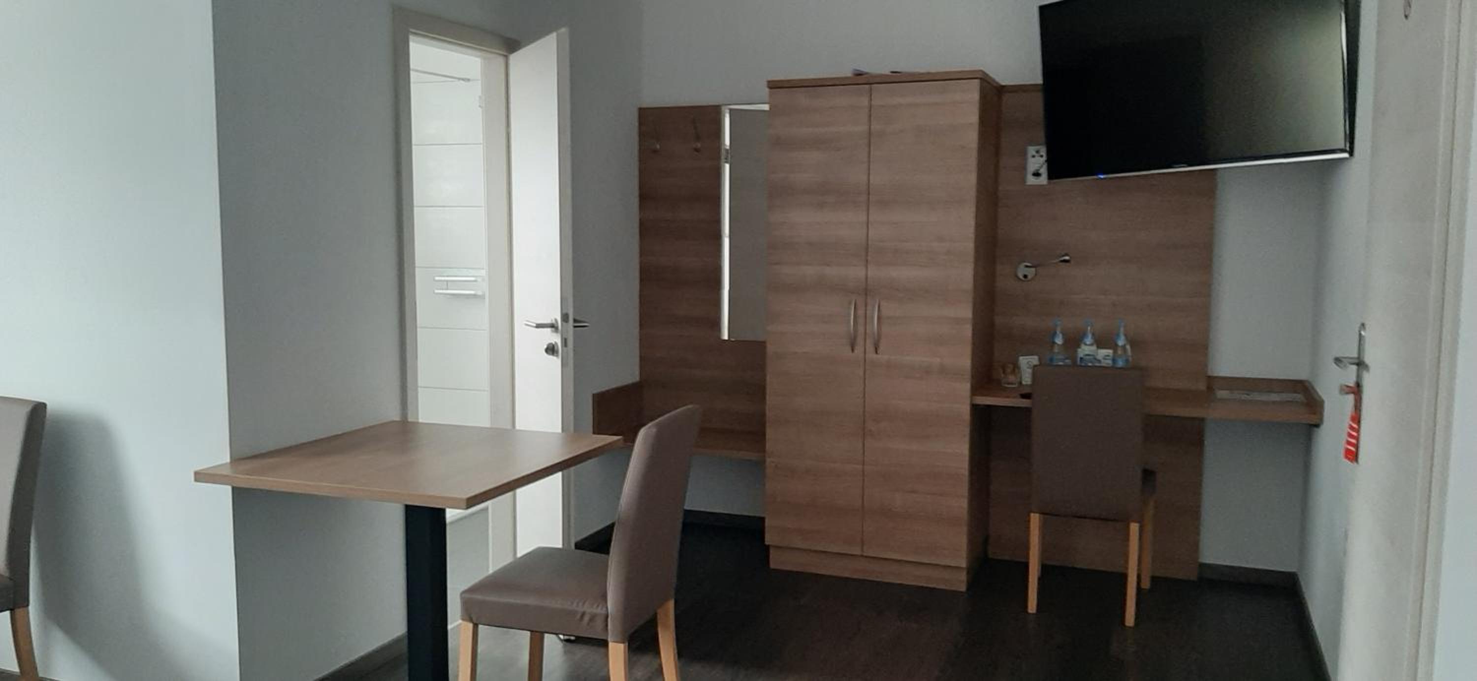 Superior Triple Room - Photo 3