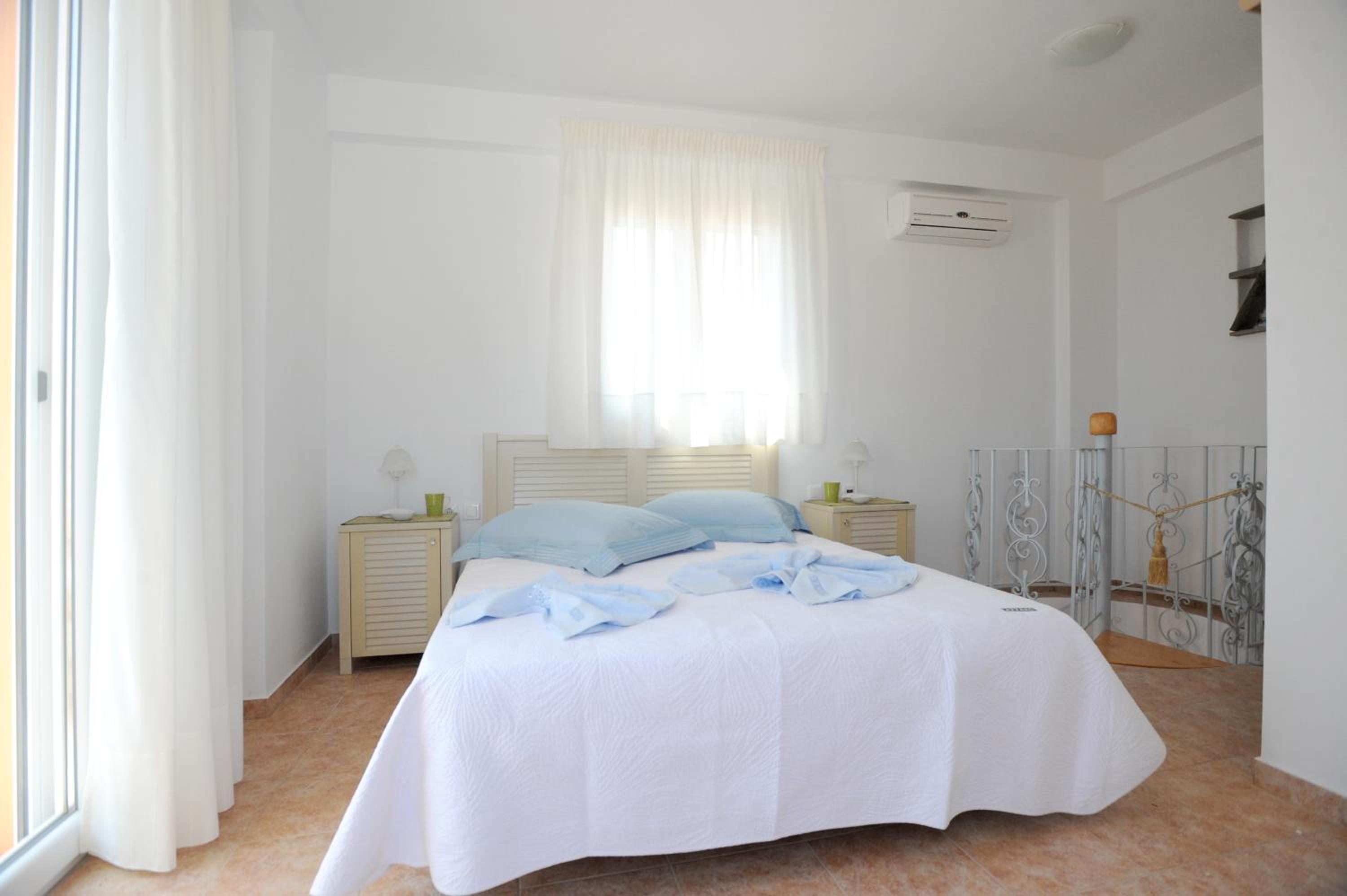 Apartment with Sea View - Split Level - Photo 17