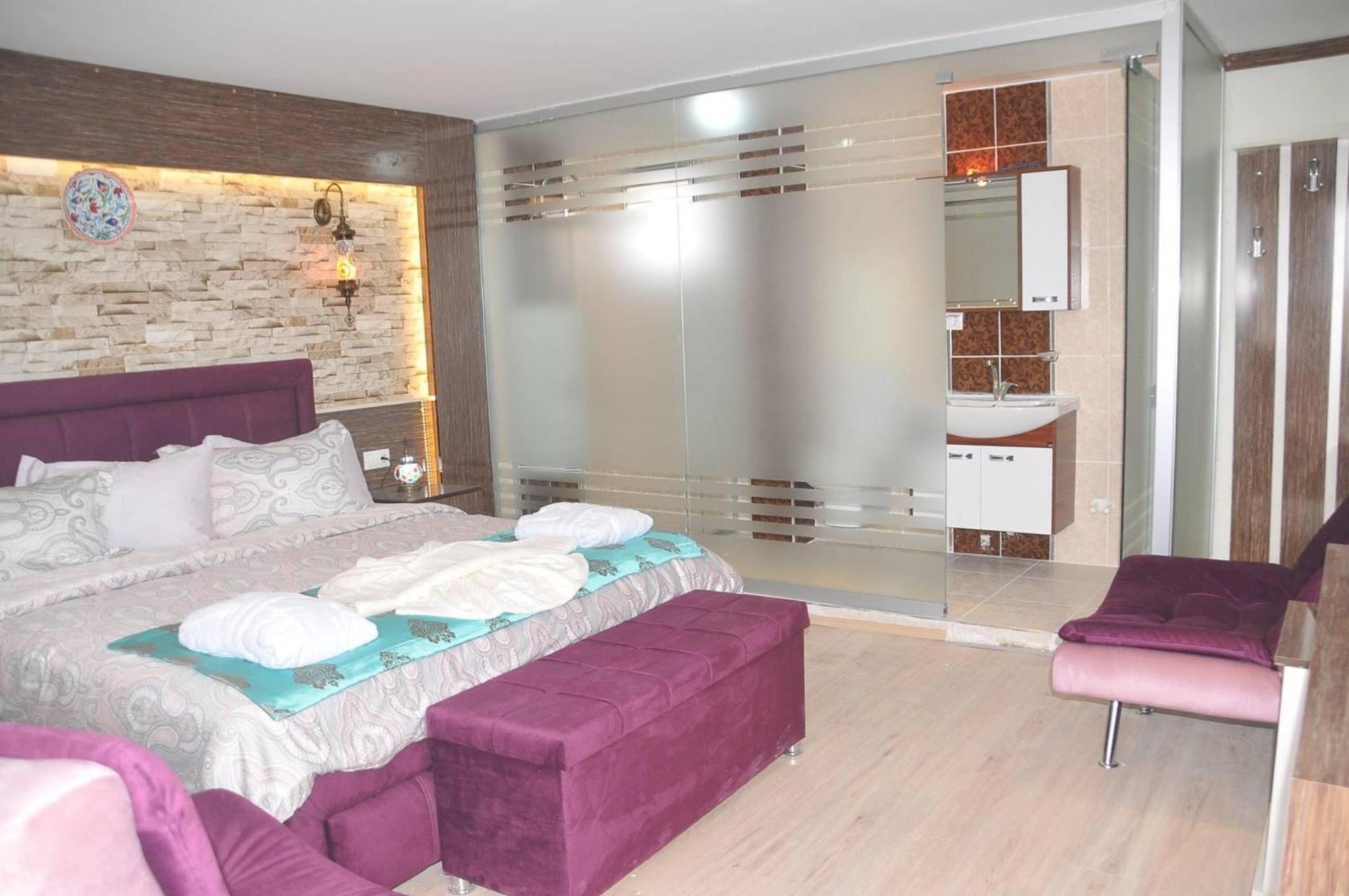 Deluxe Suite photo 3