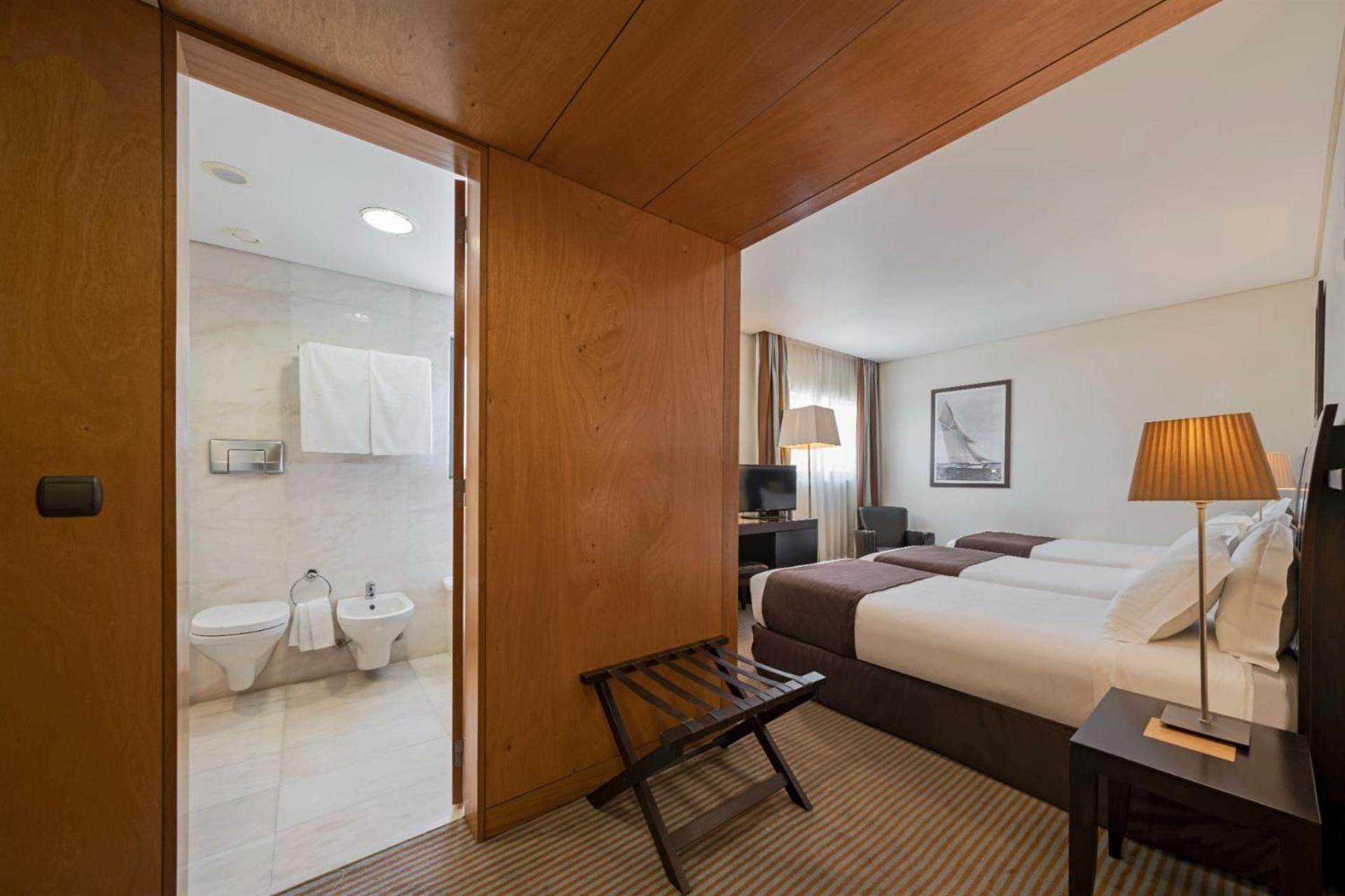 Relax in our stylish and comfortable hotel rooms!