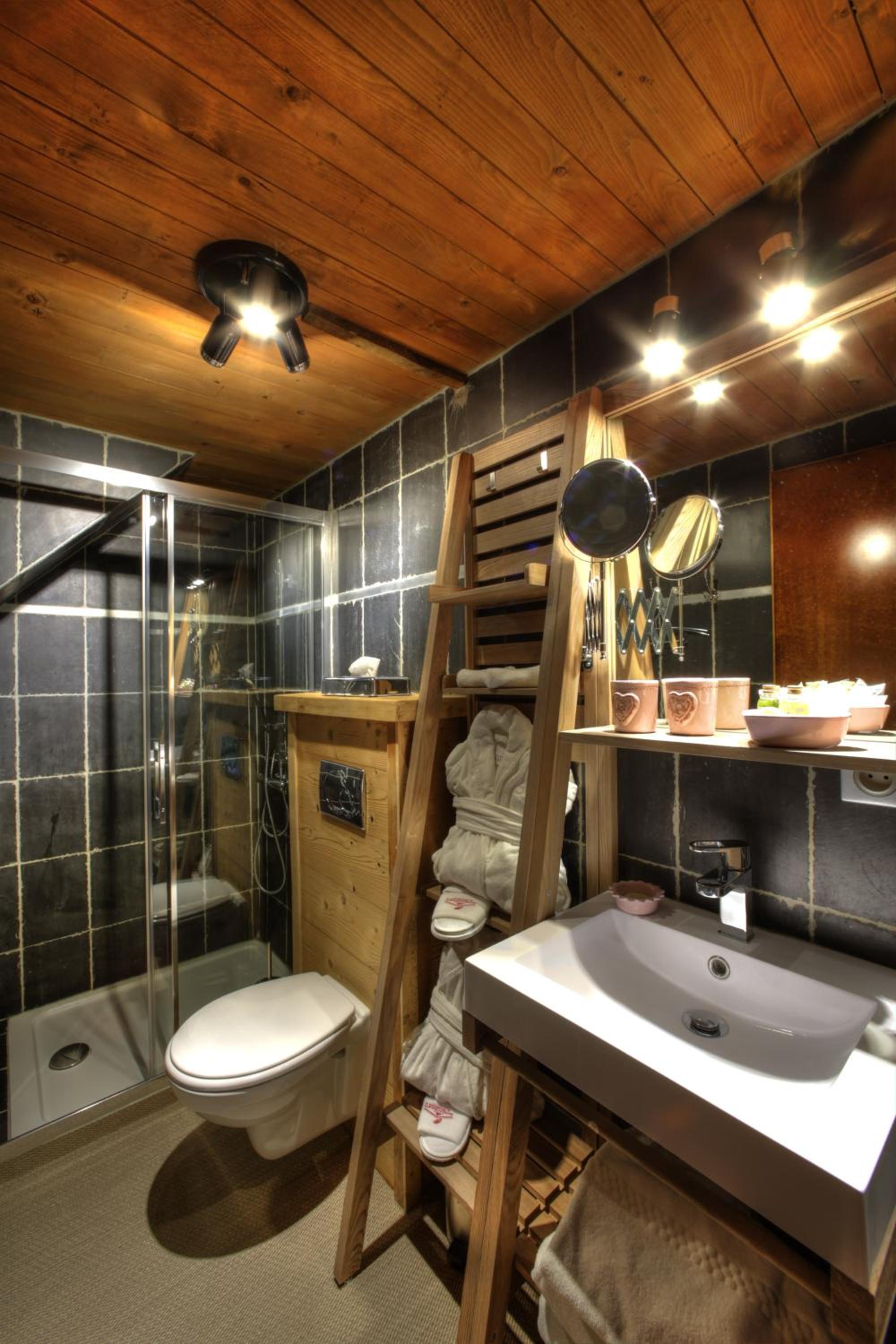 Double Room - Photo 3