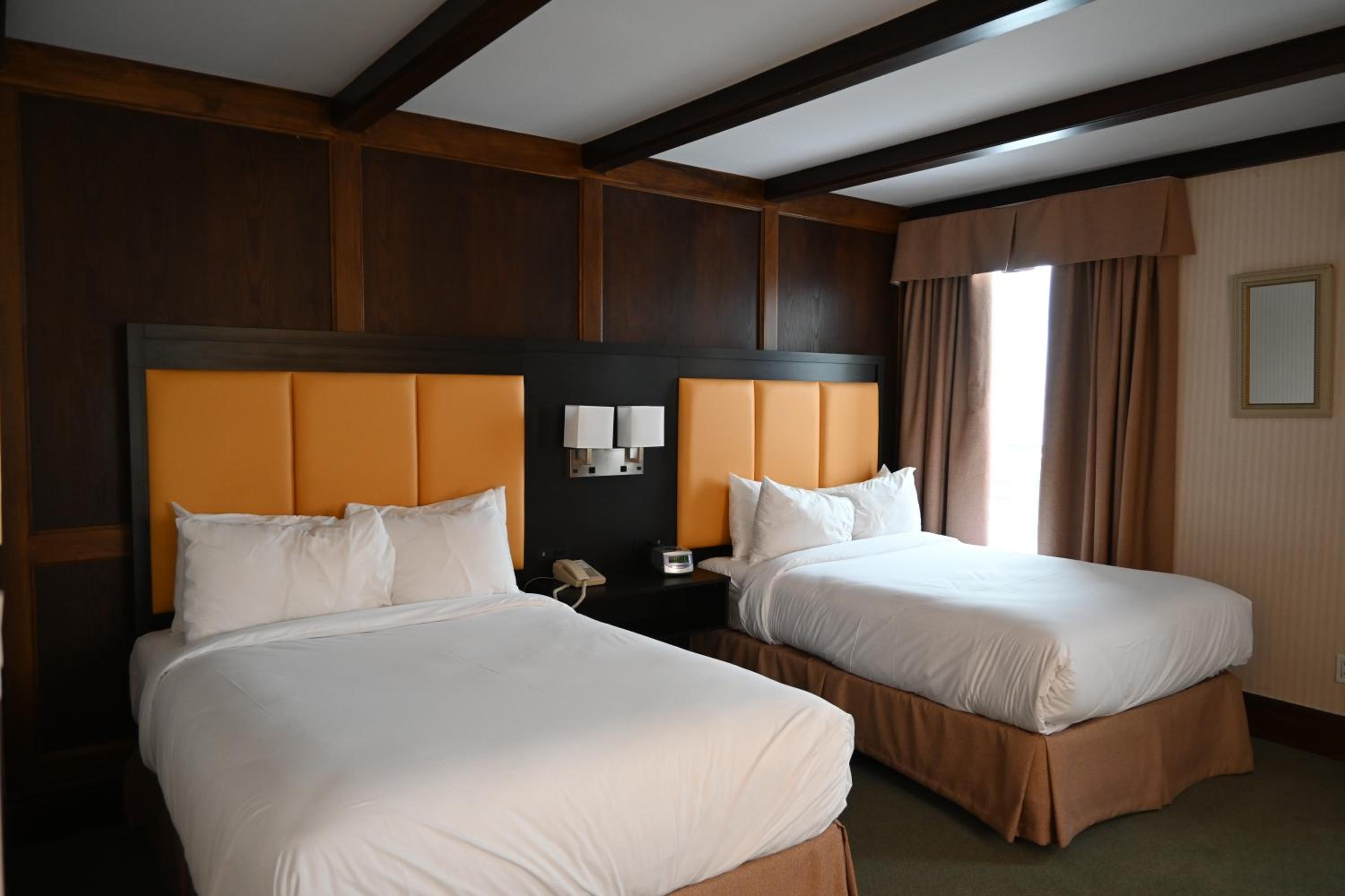 Standard Double Room - Photo 24