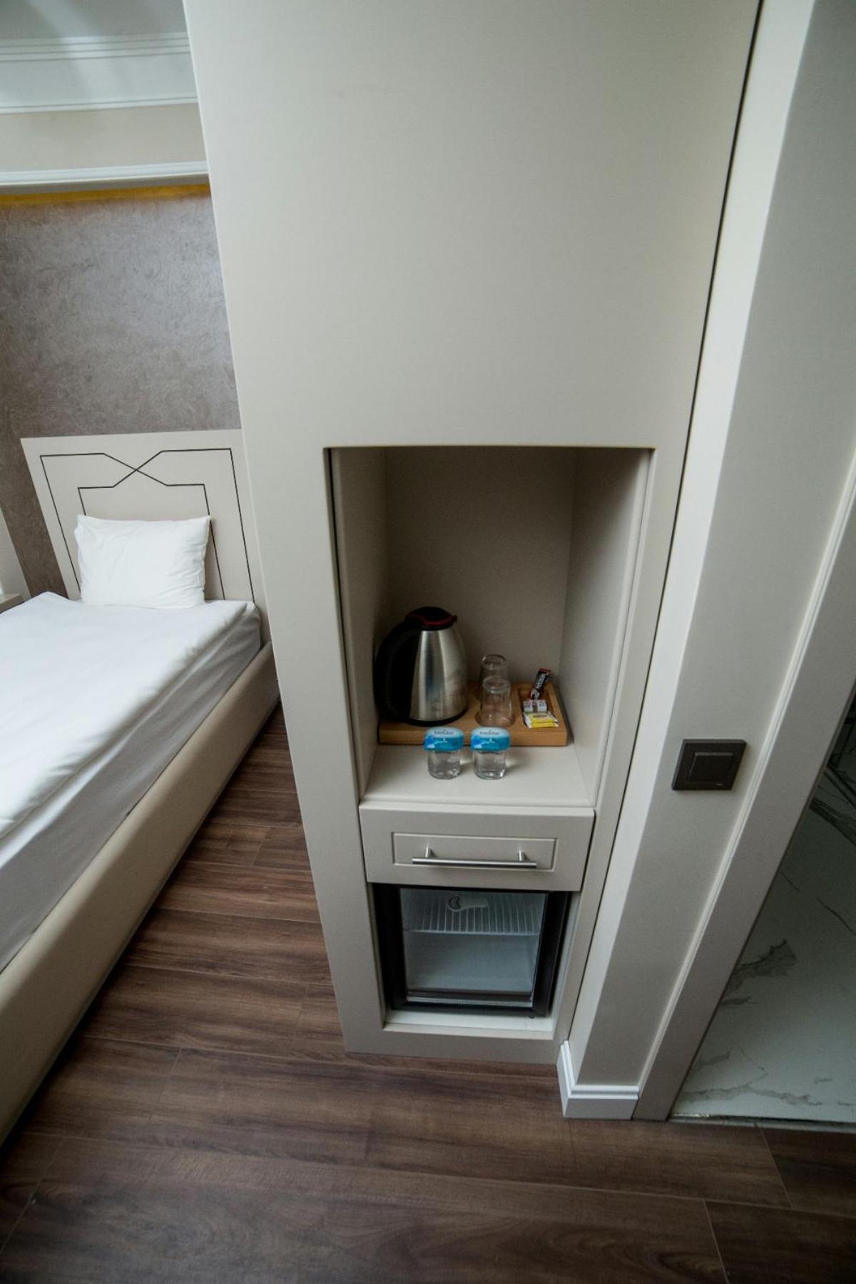 Standard Single Room photo 3