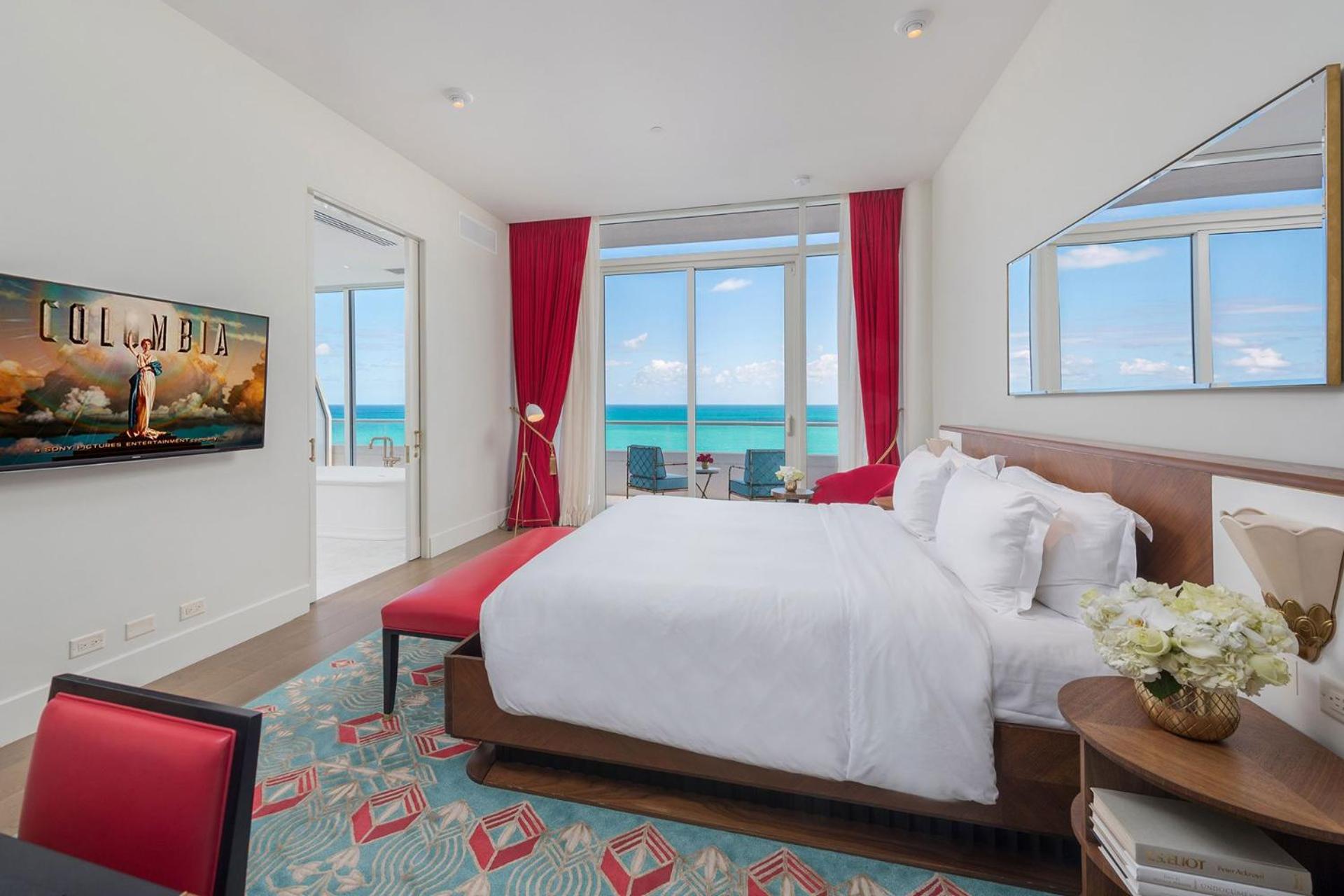 Three-Bedroom King Suite - Oceanfront