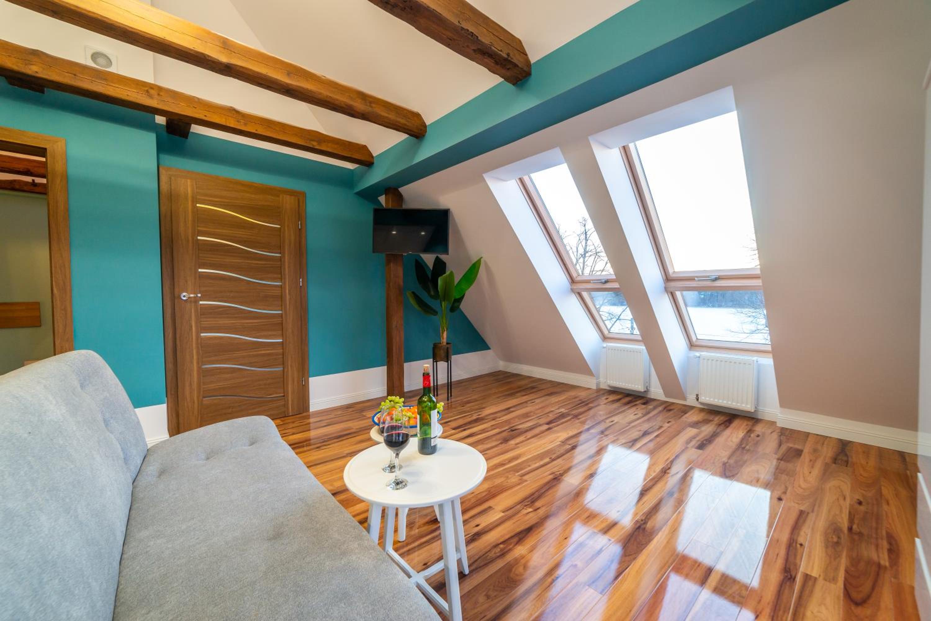 Apartment with Lake View photo 3