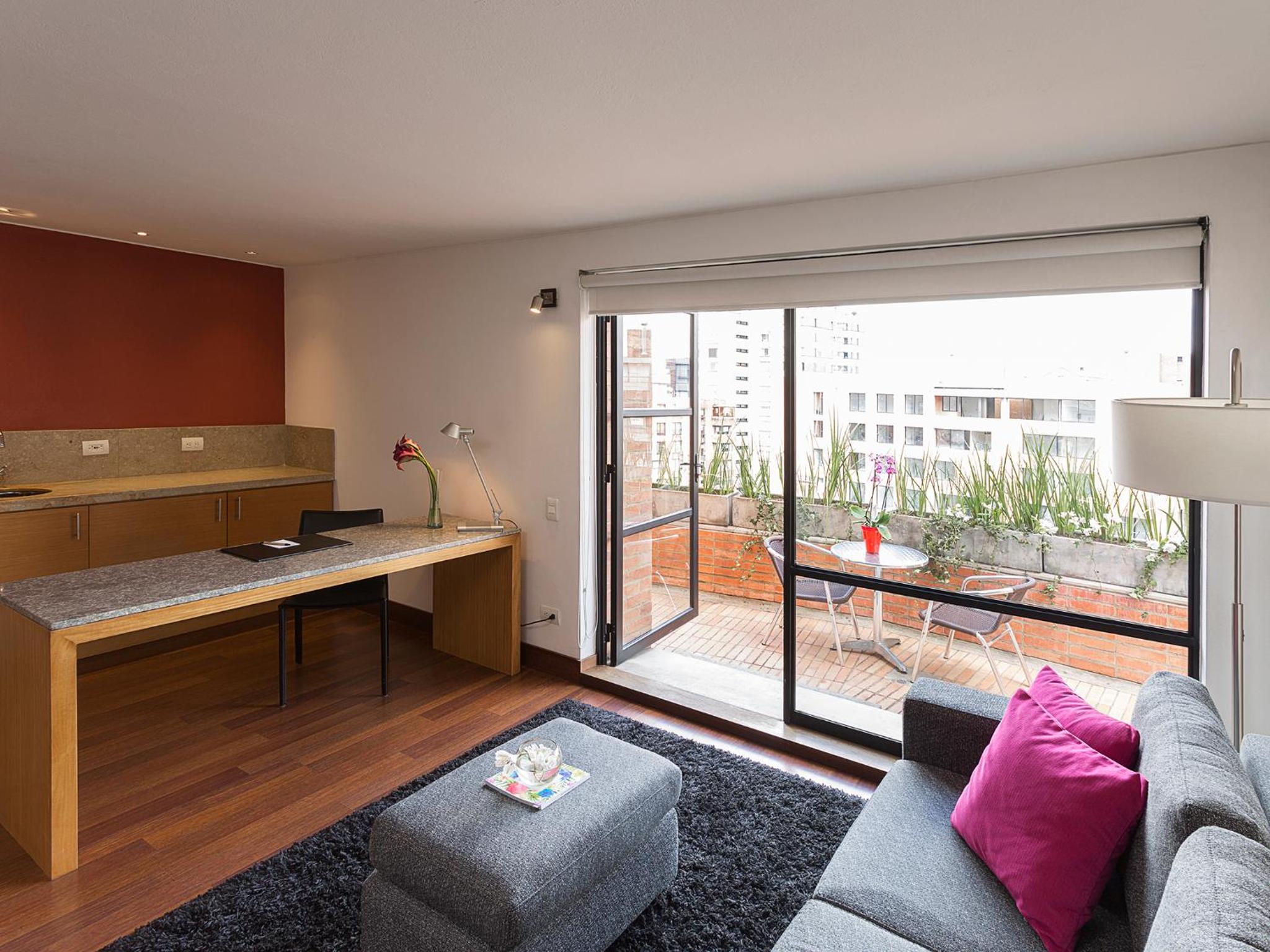 Suite with Balcony - Photo 1