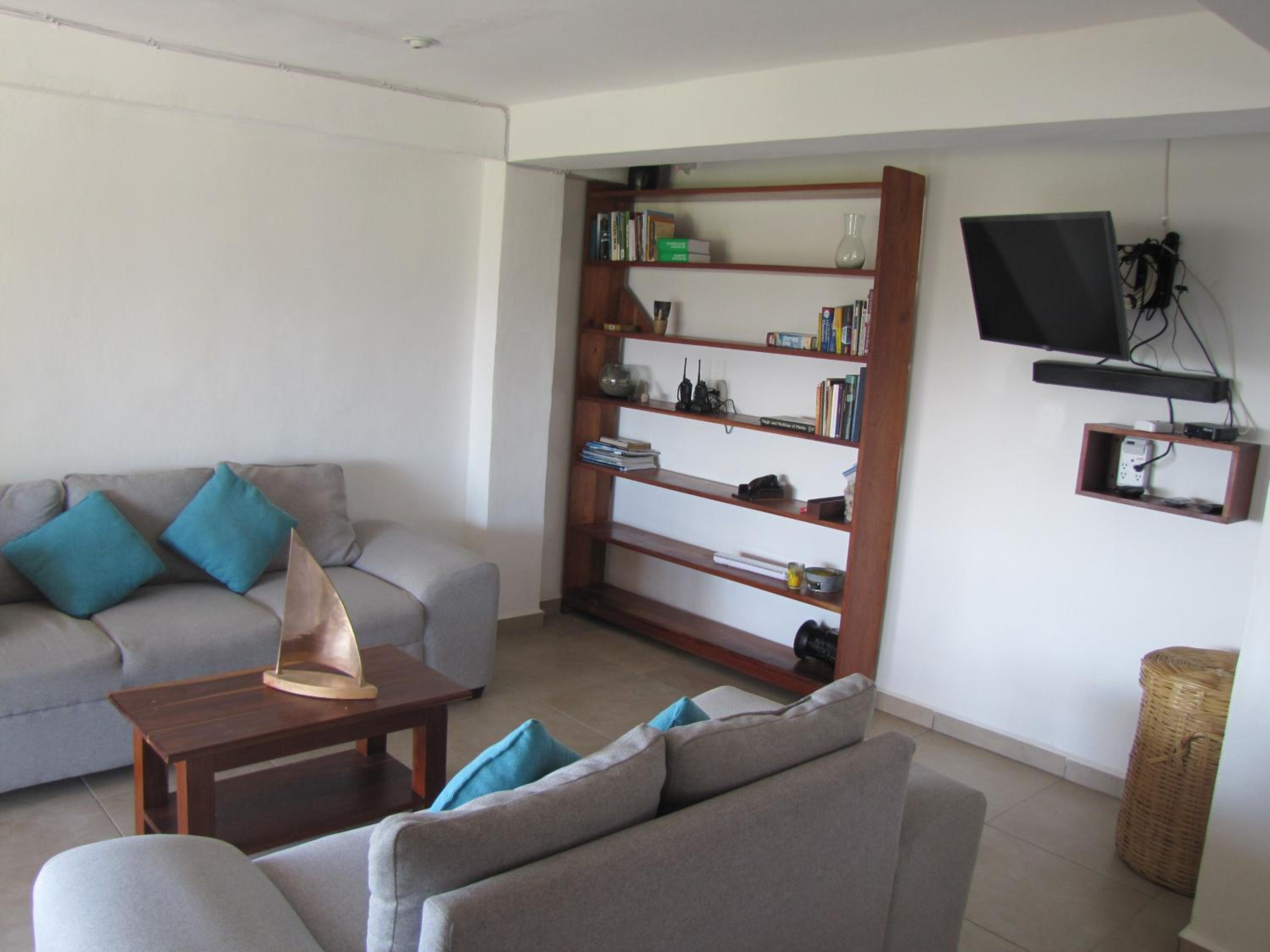 Apartment with Sea View - Photo 3