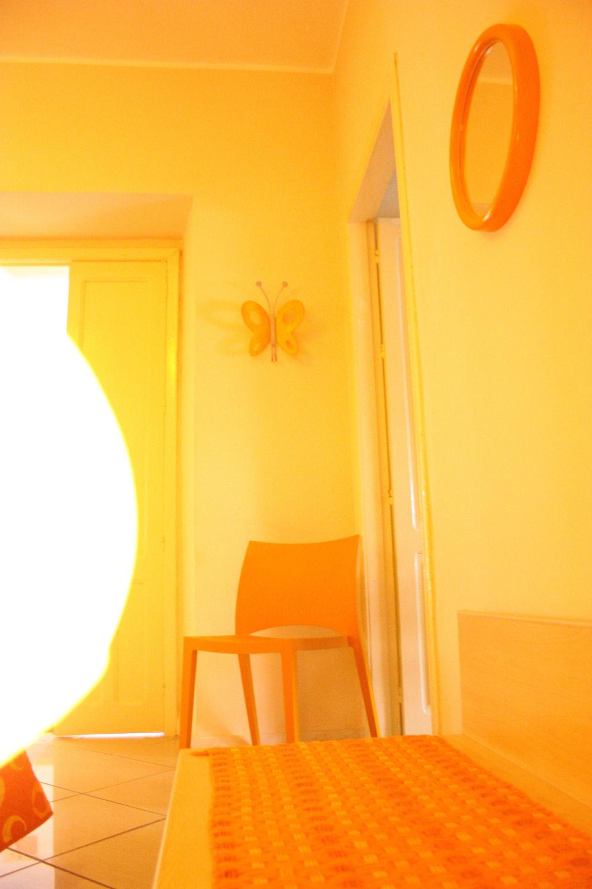 Apartment photo 2